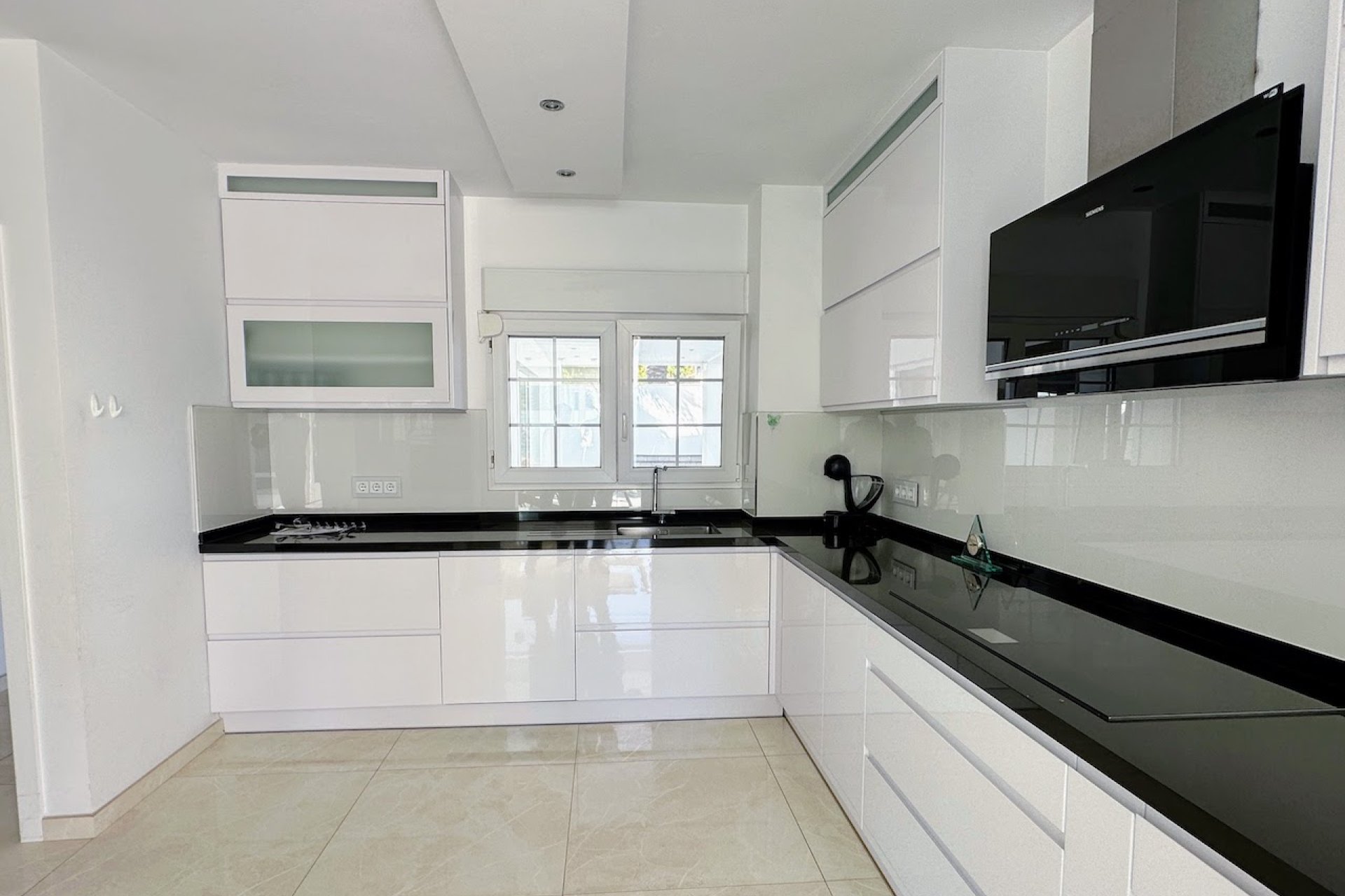 Revente - Villa - Orihuela Costa - La Zenia