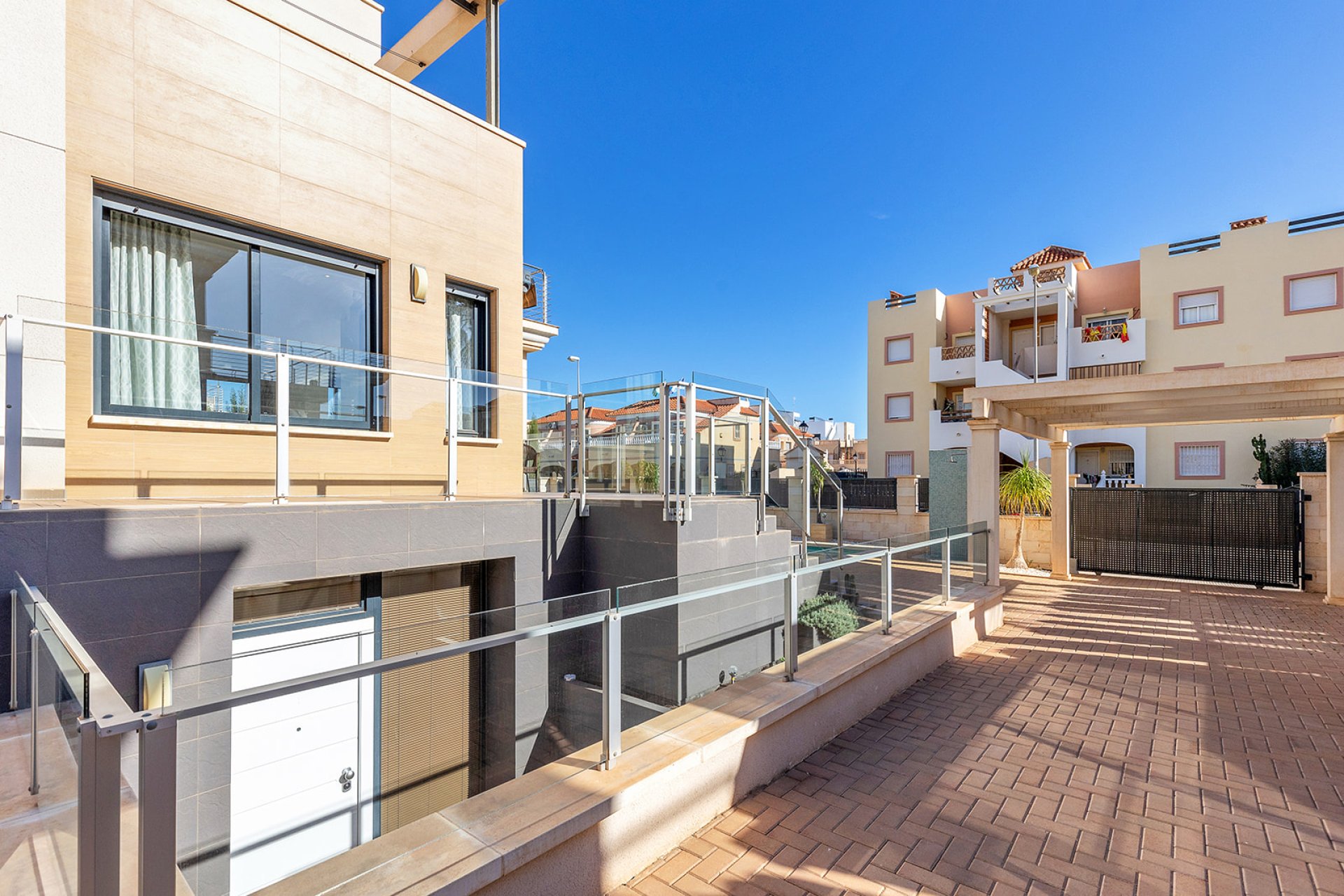 Revente - Villa - Orihuela Costa - La Zenia