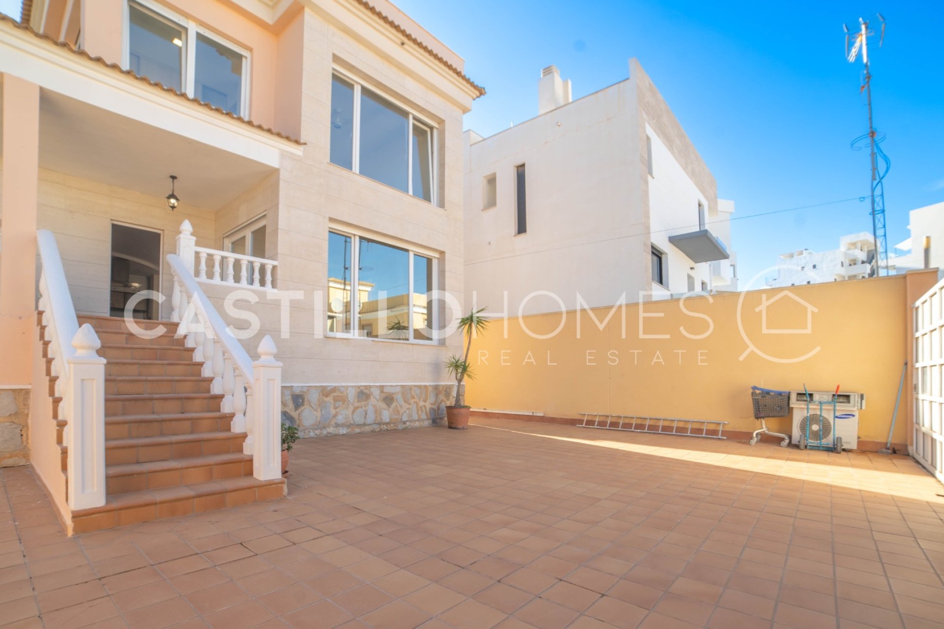 Revente - Villa - Orihuela Costa - Las Filipinas