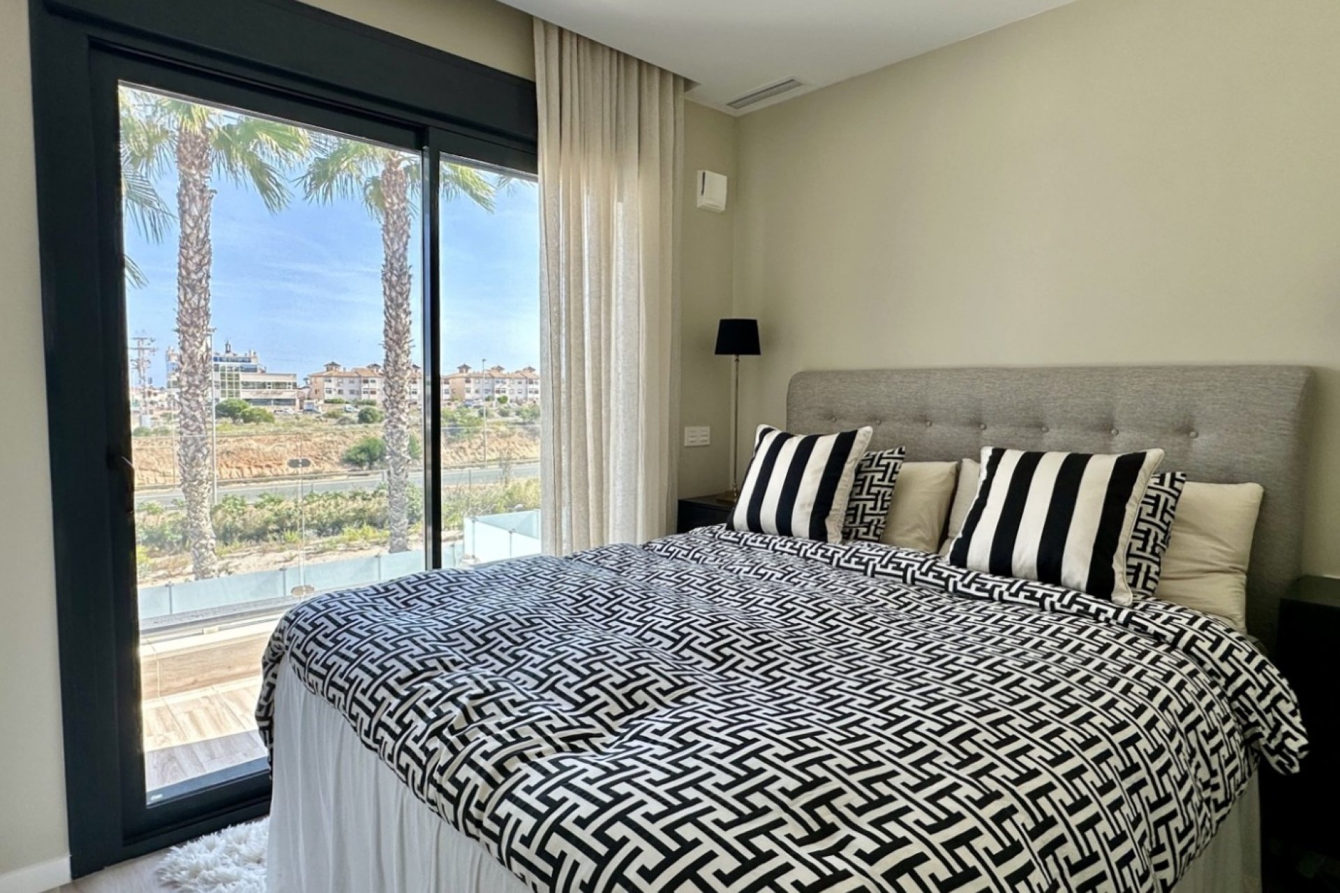 Revente - Villa - Orihuela Costa - Lomas de Cabo Roig