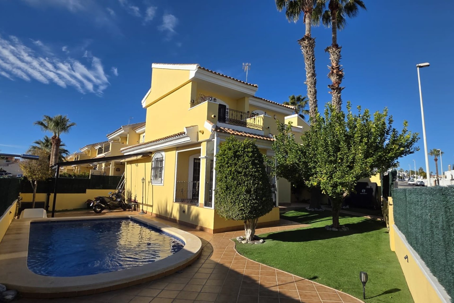 Revente - Villa - Orihuela Costa - Los Dolses