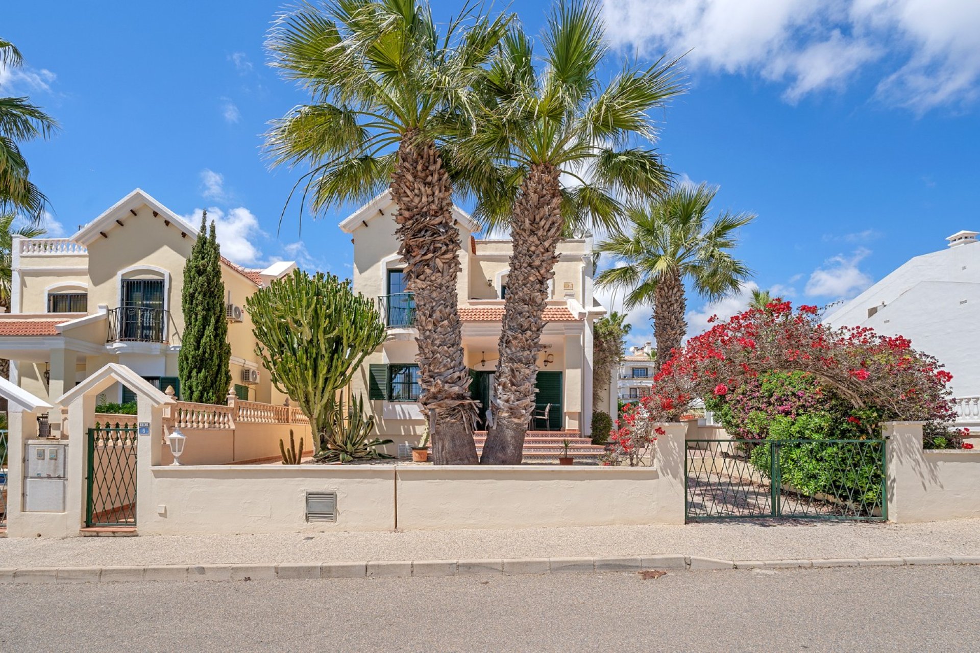 Revente - Villa - Orihuela Costa - Los Dolses