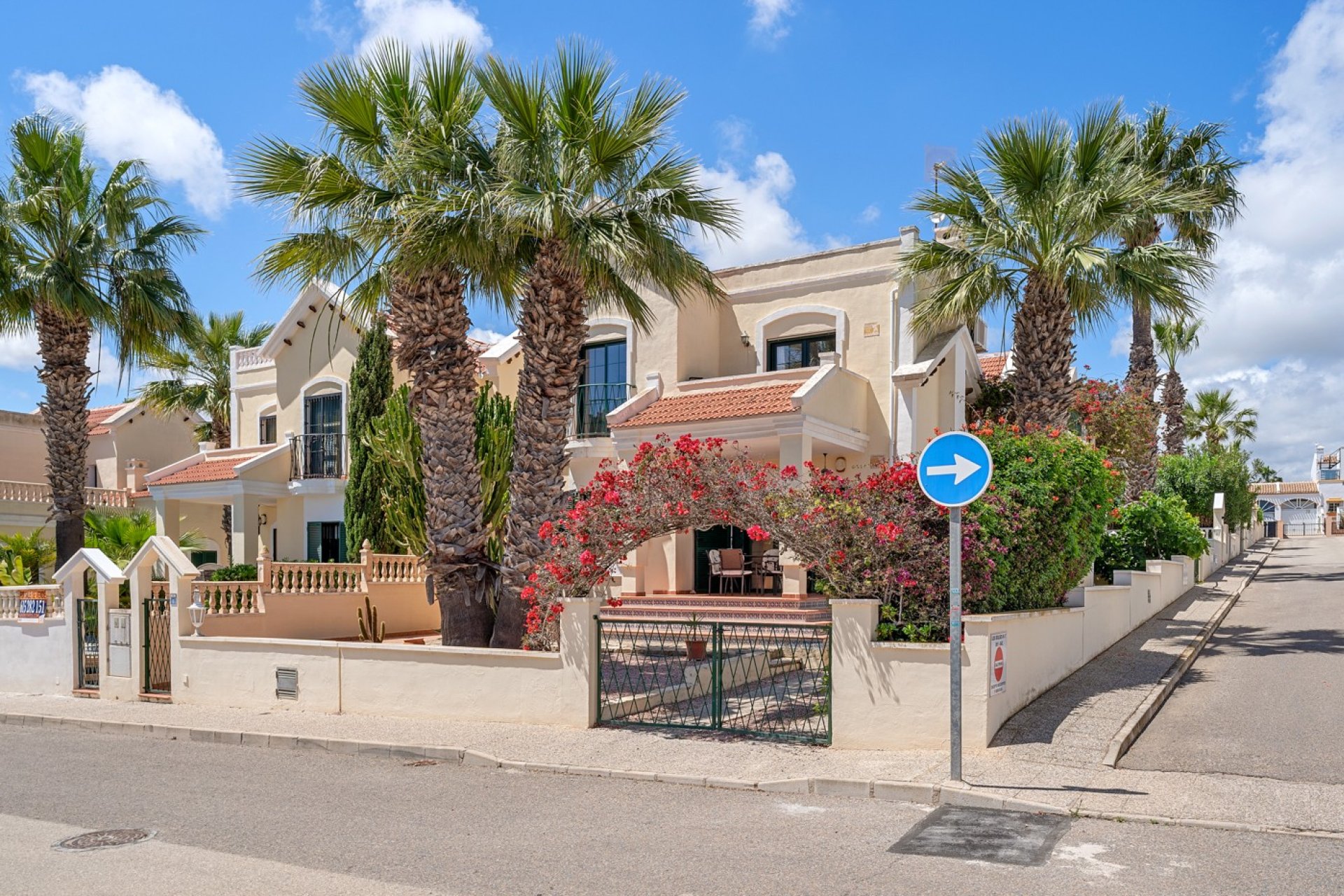 Revente - Villa - Orihuela Costa - Los Dolses