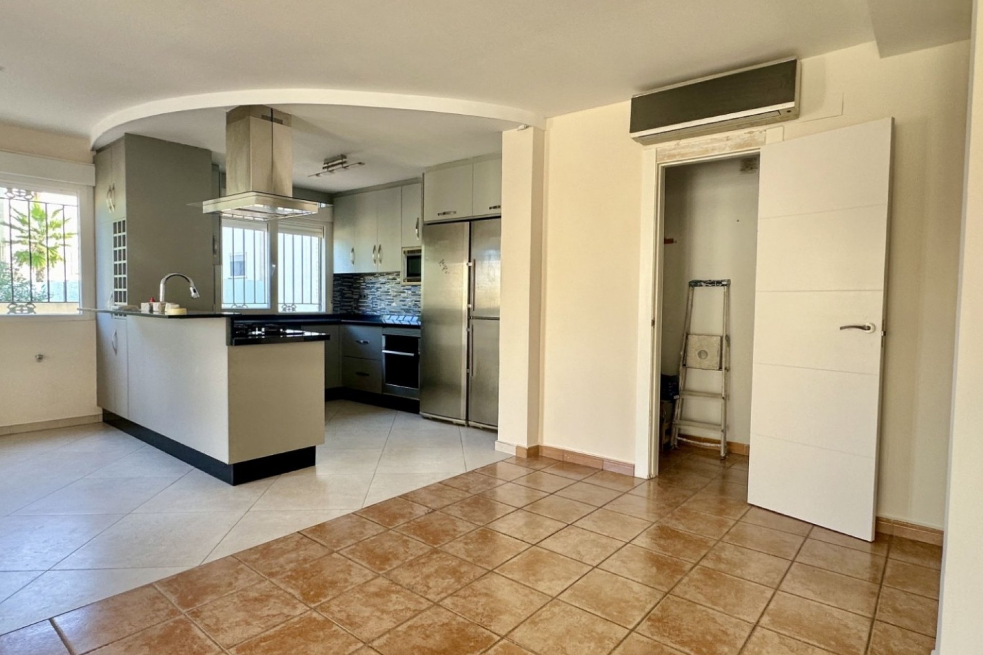 Revente - Villa - Orihuela Costa - Villamartín