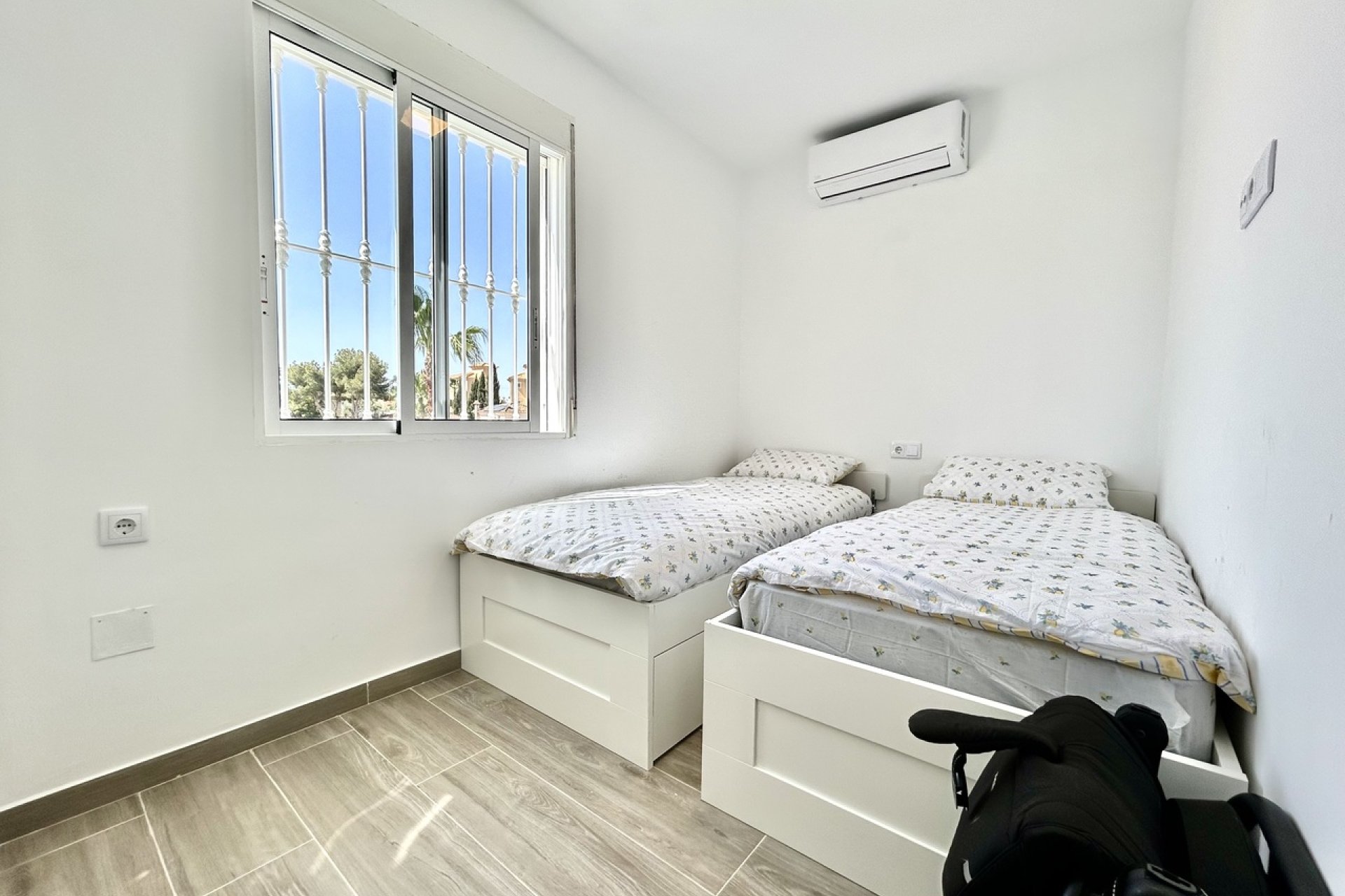 Revente - Villa - Orihuela Costa - Villamartin