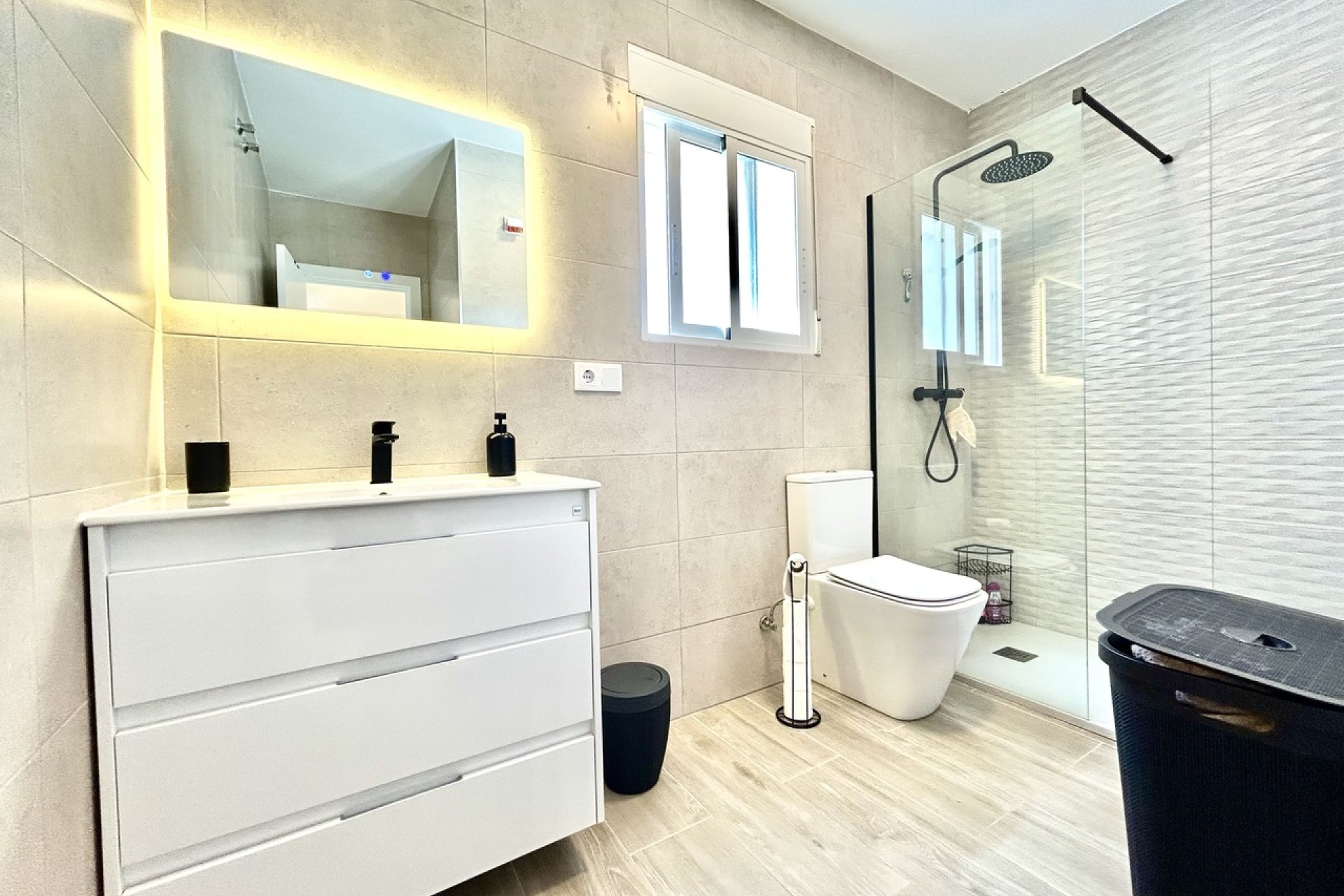 Revente - Villa - Orihuela Costa - Villamartin