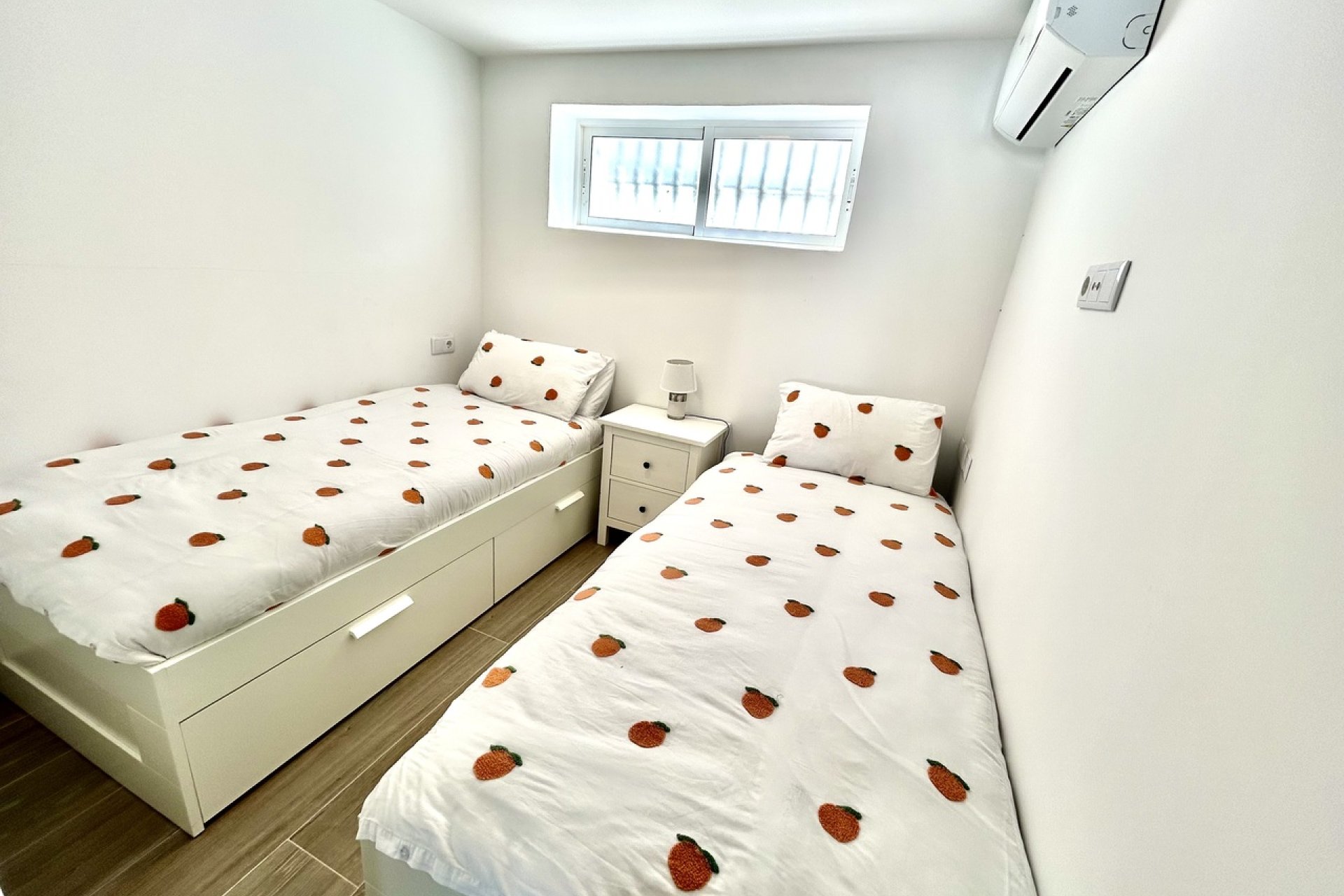 Revente - Villa - Orihuela Costa - Villamartin