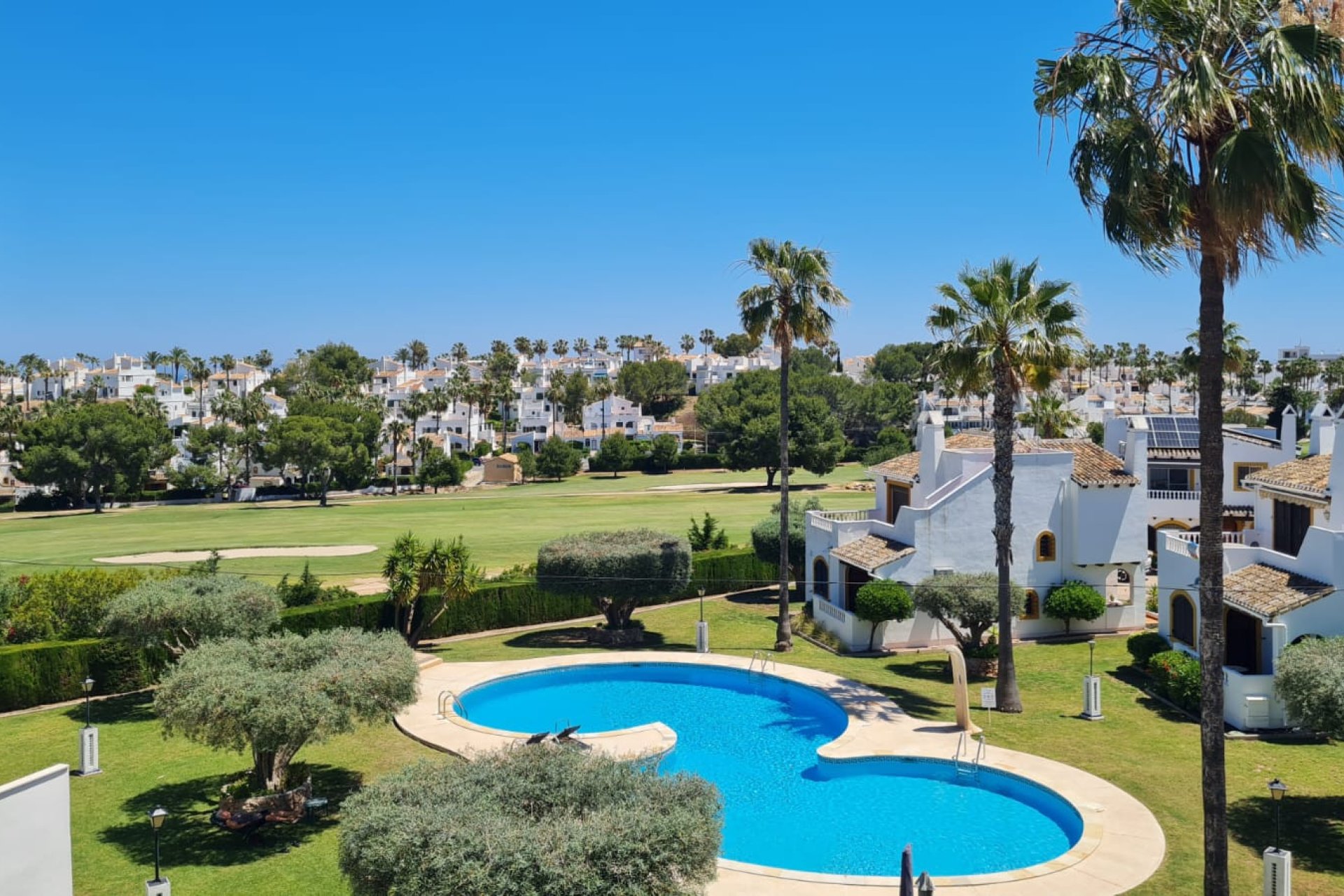Revente - Villa - Orihuela Costa - Villamartin
