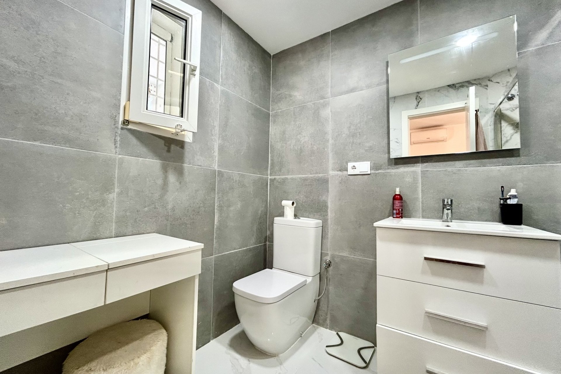 Revente - Villa - Orihuela Costa - Villamartin