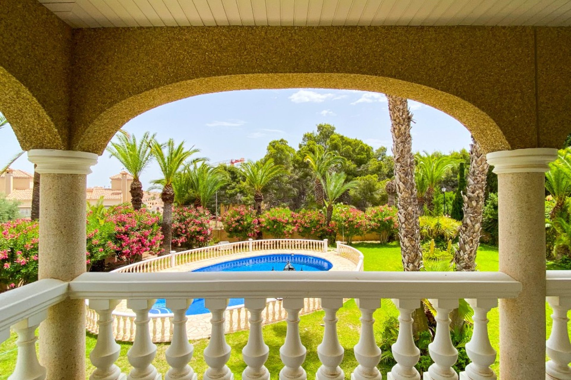 Revente - Villa - Orihuela Costa - Villamartin