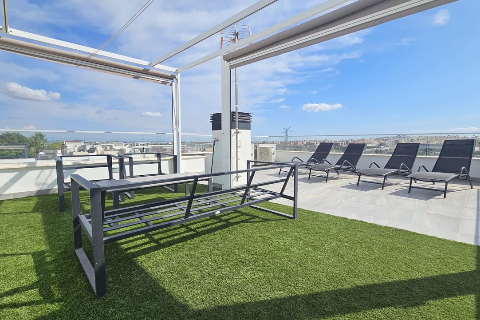 Revente - Villa - Orihuela Costa - Villamartin