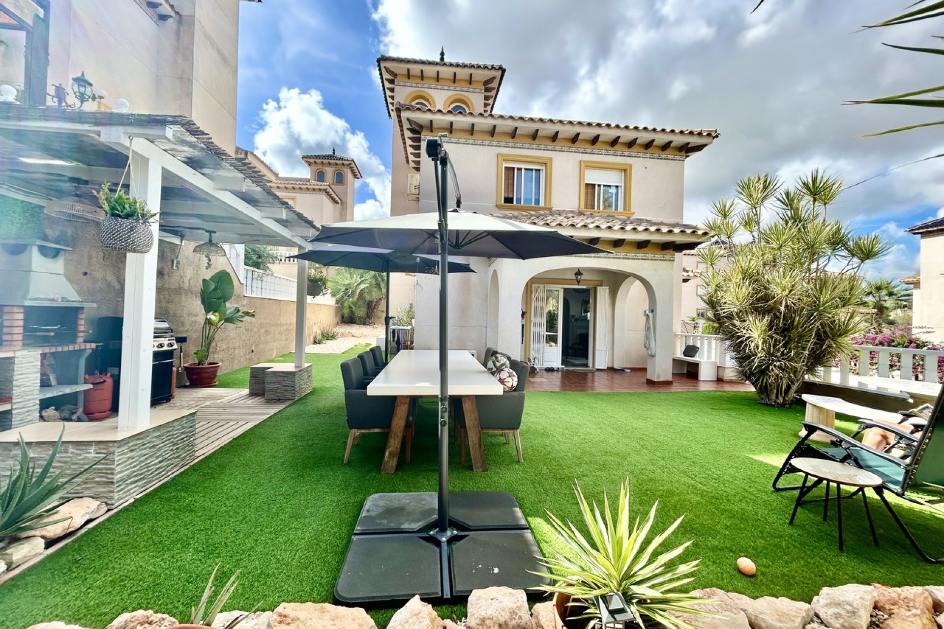 Revente - Villa - Orihuela Costa - Villamartin