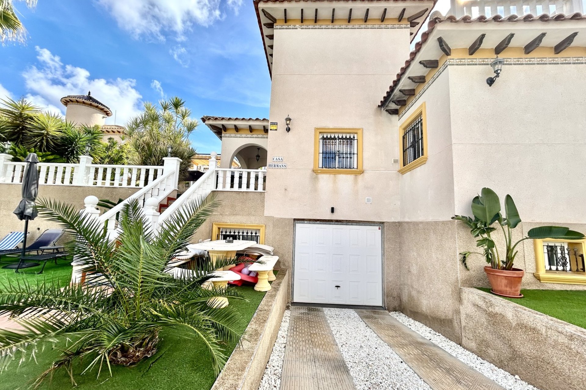 Revente - Villa - Orihuela Costa - Villamartin