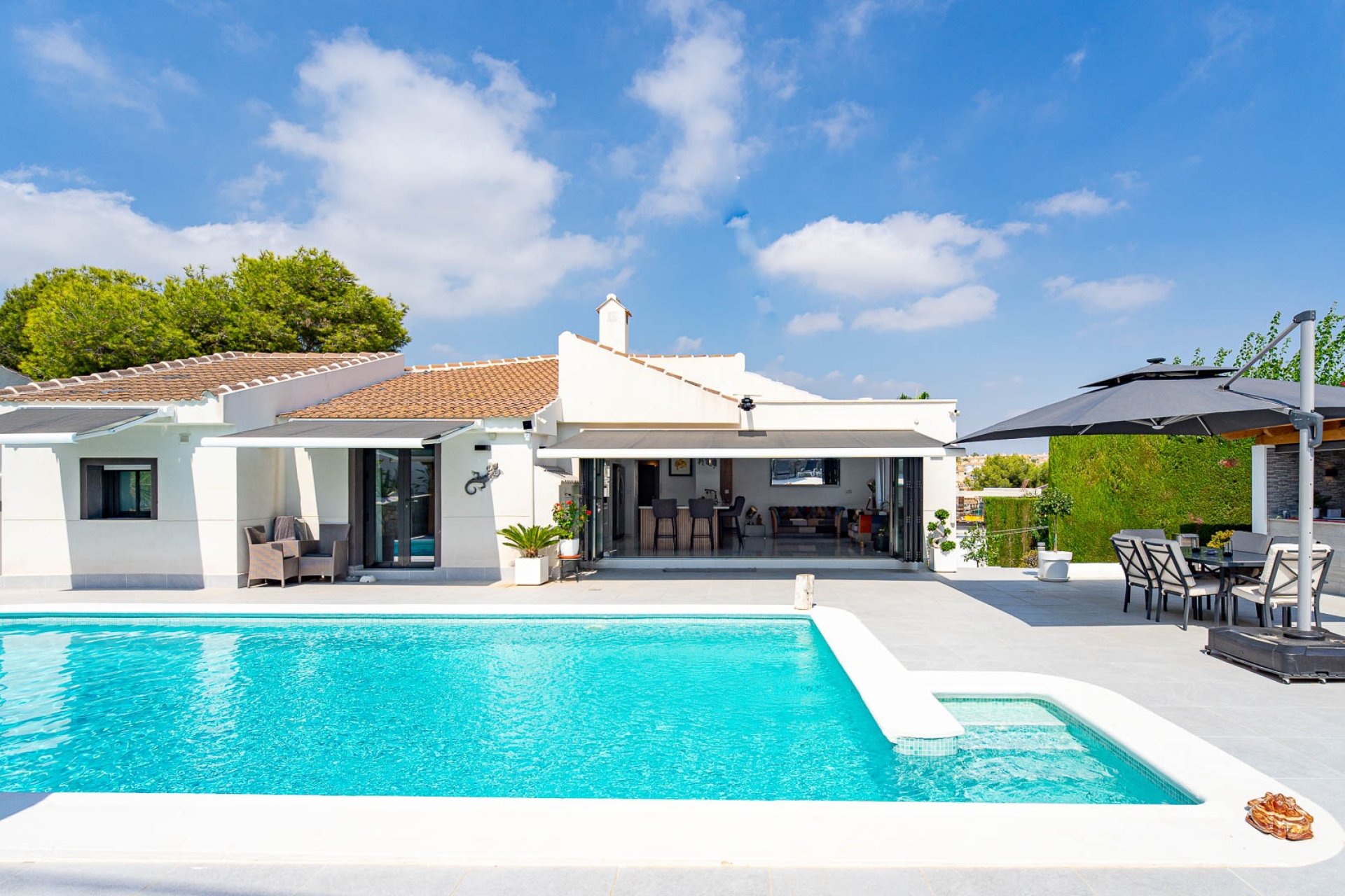 Revente - Villa - Orihuela Costa - Villamartin