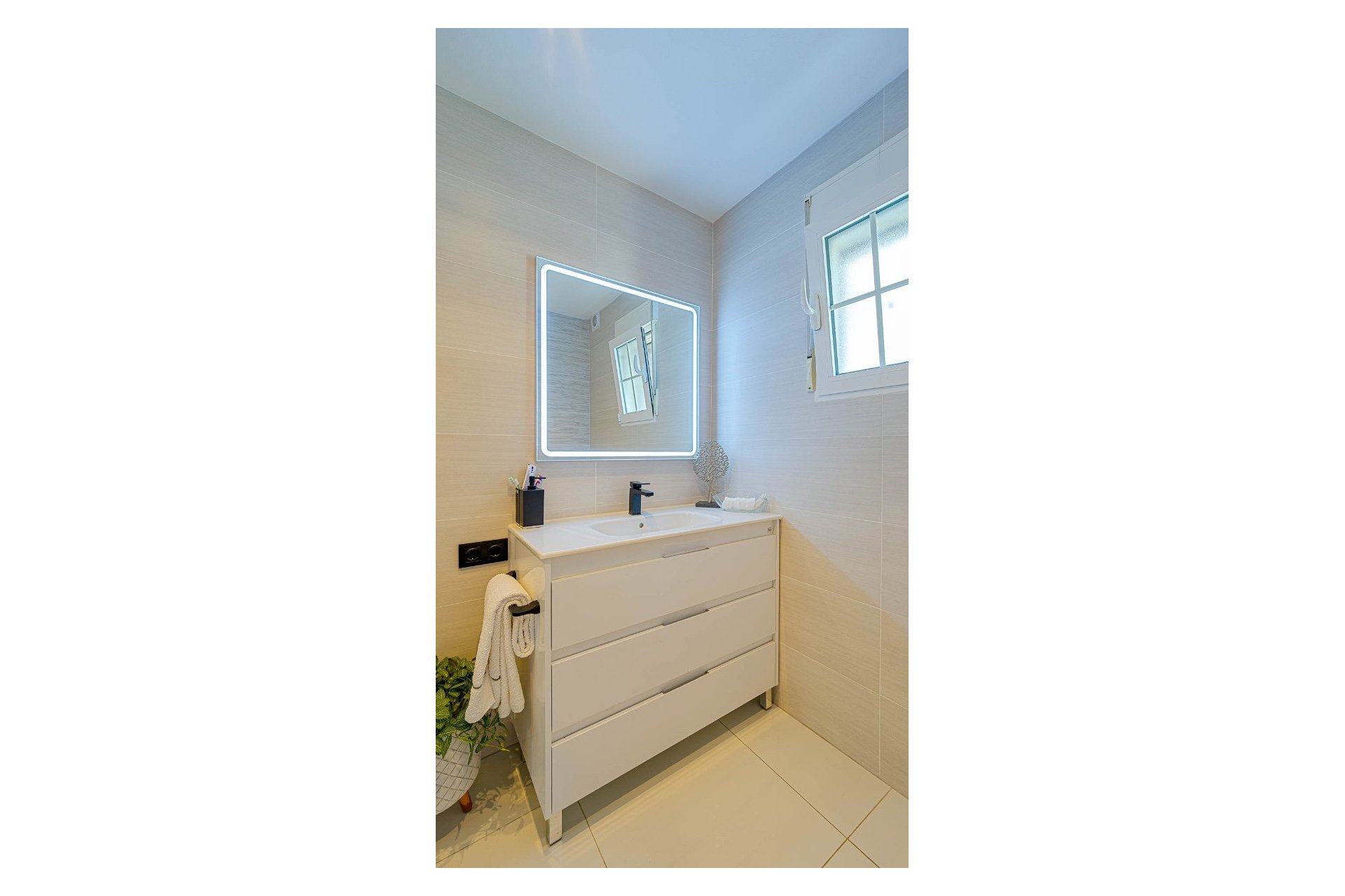 Revente - Villa - Orihuela Costa - Villamartin