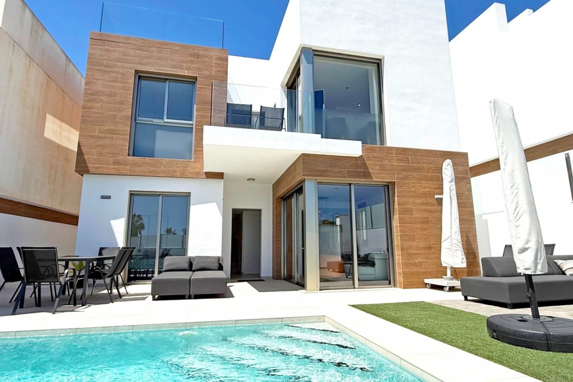 Revente - Villa - Orihuela Costa - Villamartín