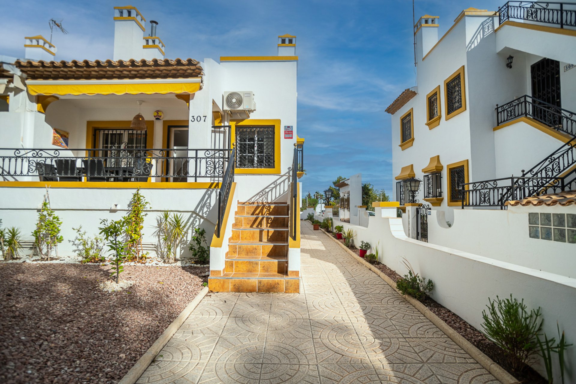 Revente - Villa - Orihuela Costa - Villamartín