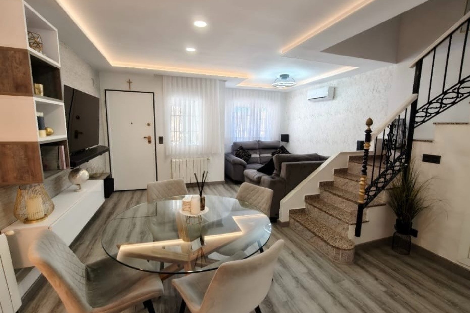 Revente - Villa - Orihuela Costa - Villamartín