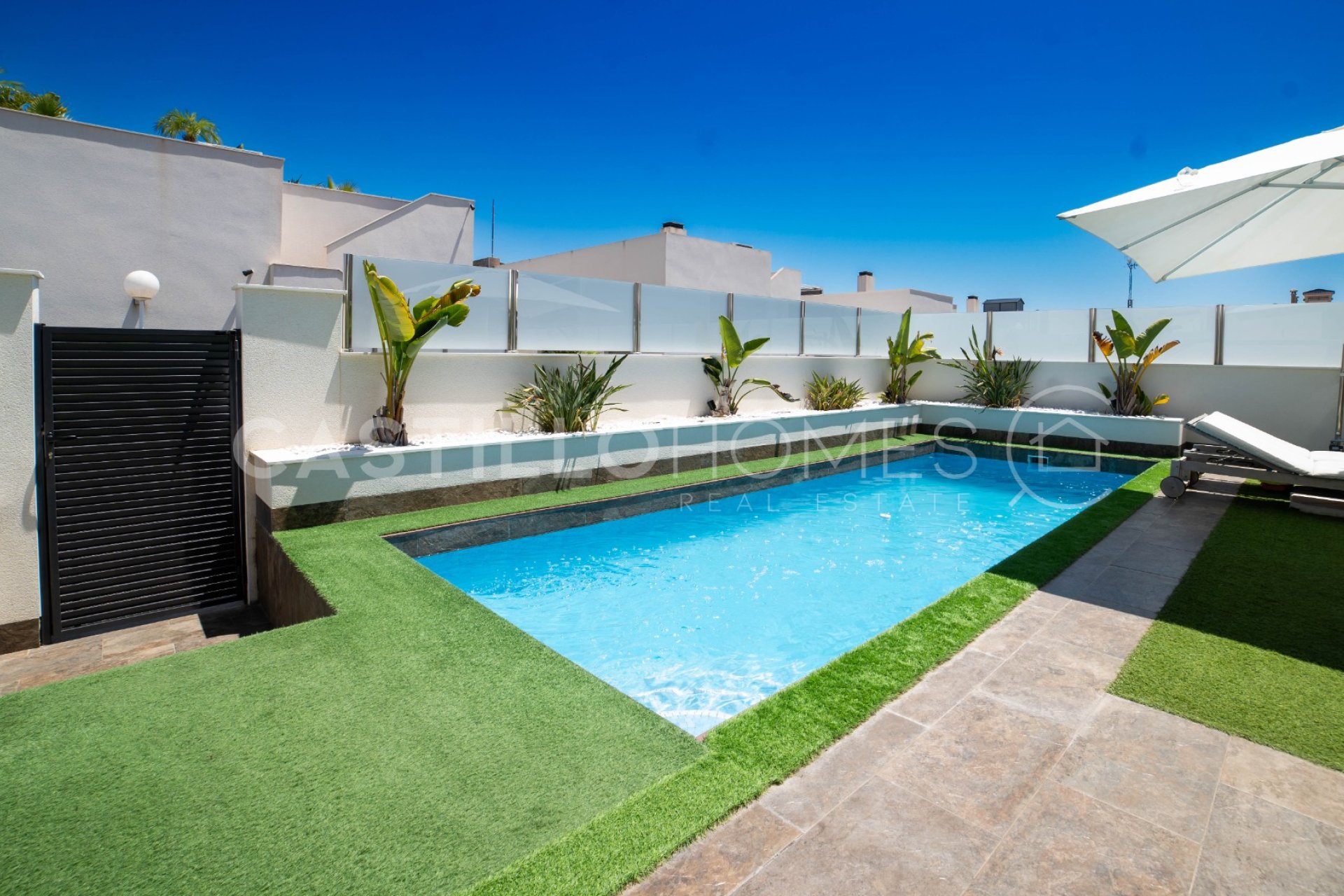 Revente - Villa - Orihuela Costa - Villamartín