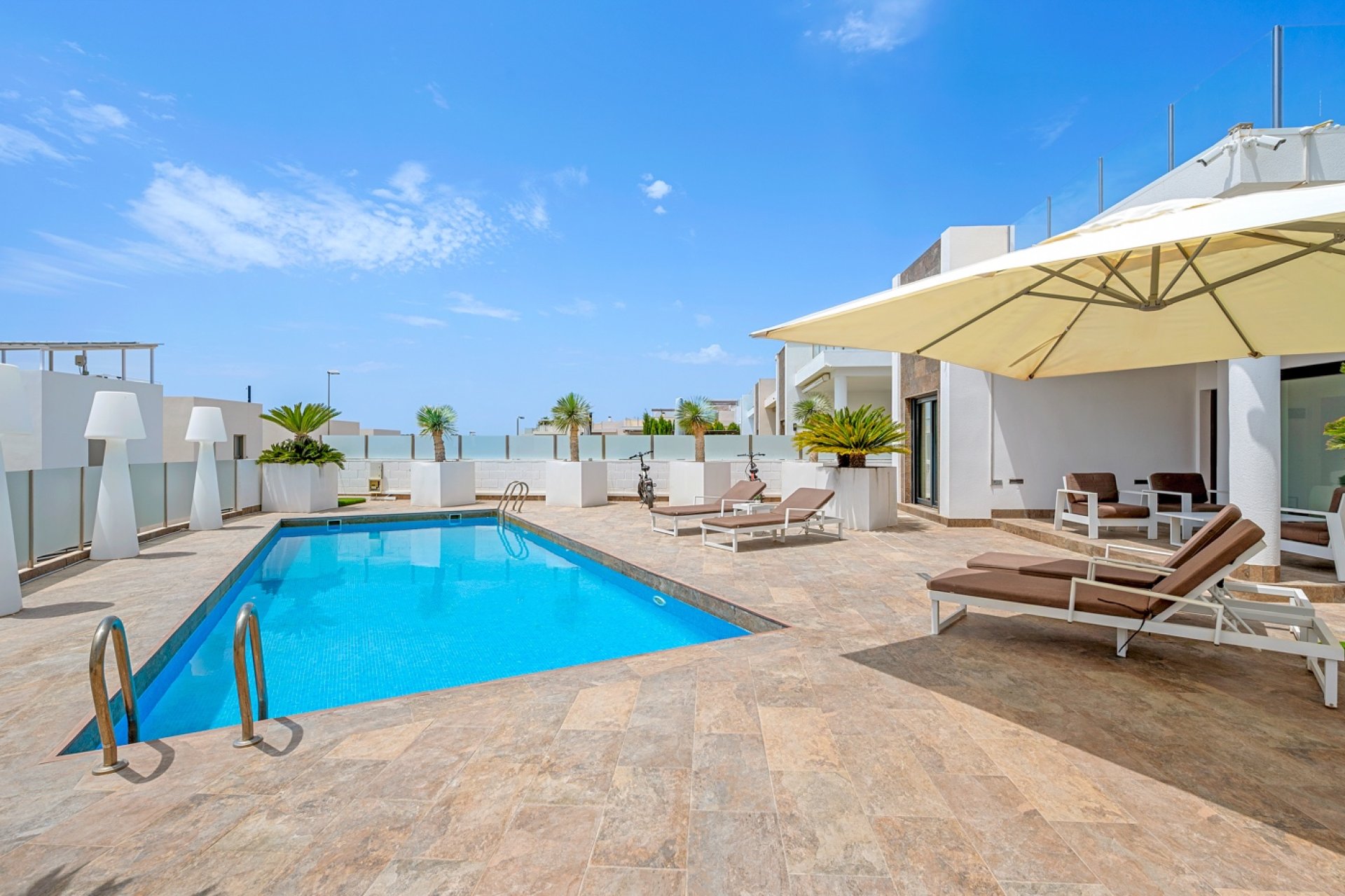 Revente - Villa - Orihuela Costa - Villamartín