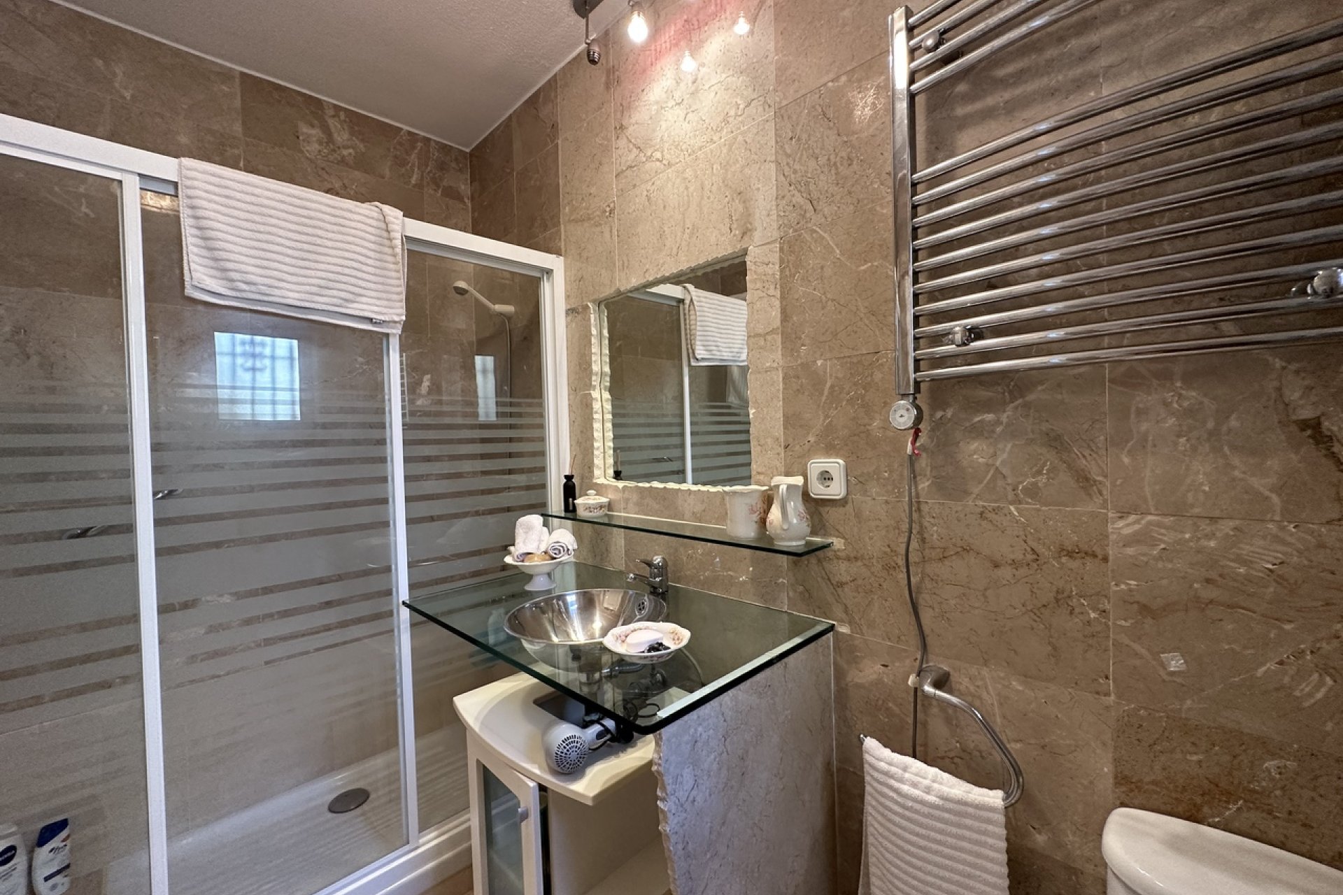 Revente - Villa - Orihuela Costa - Villamartin
