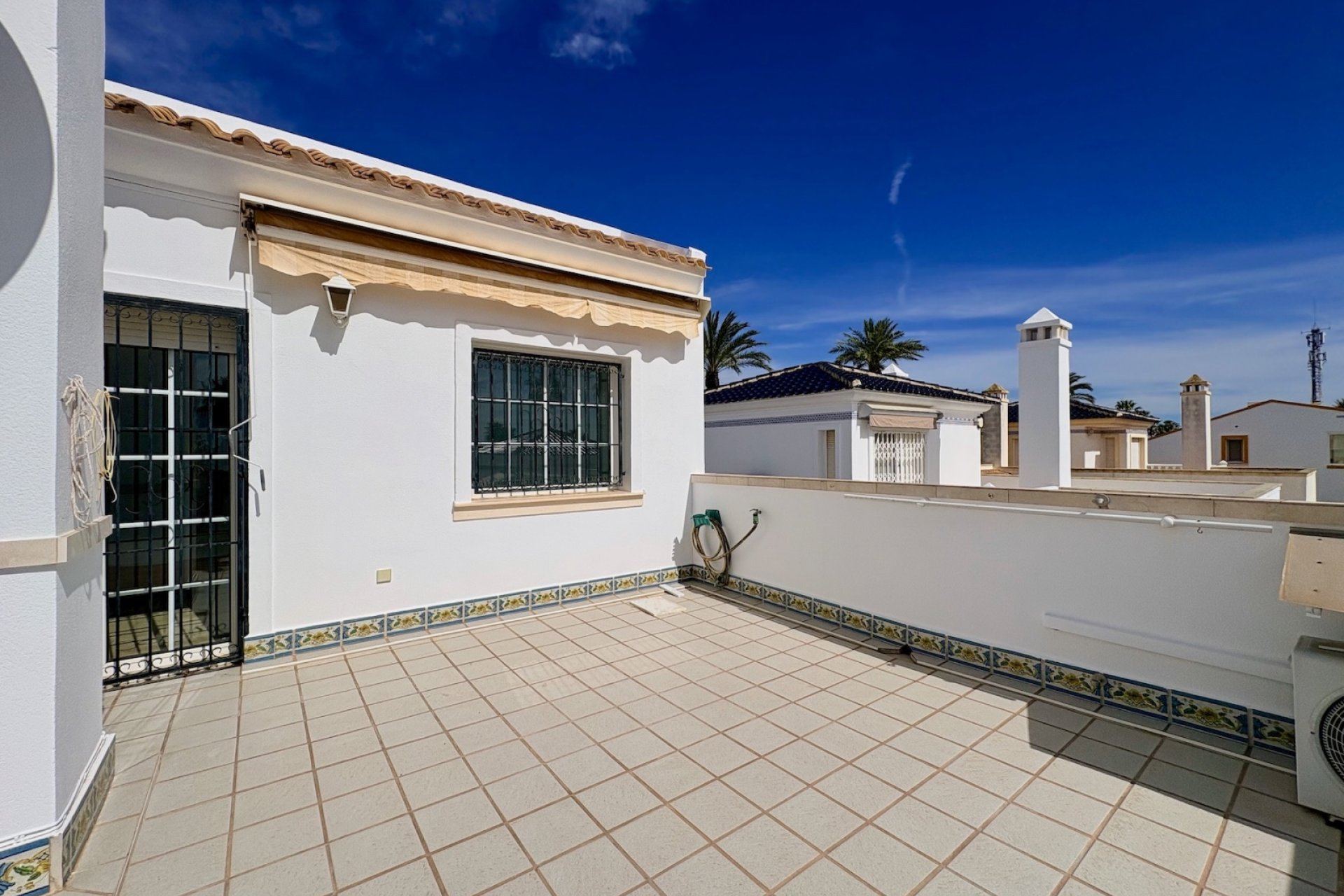 Revente - Villa - Orihuela - Villamartin