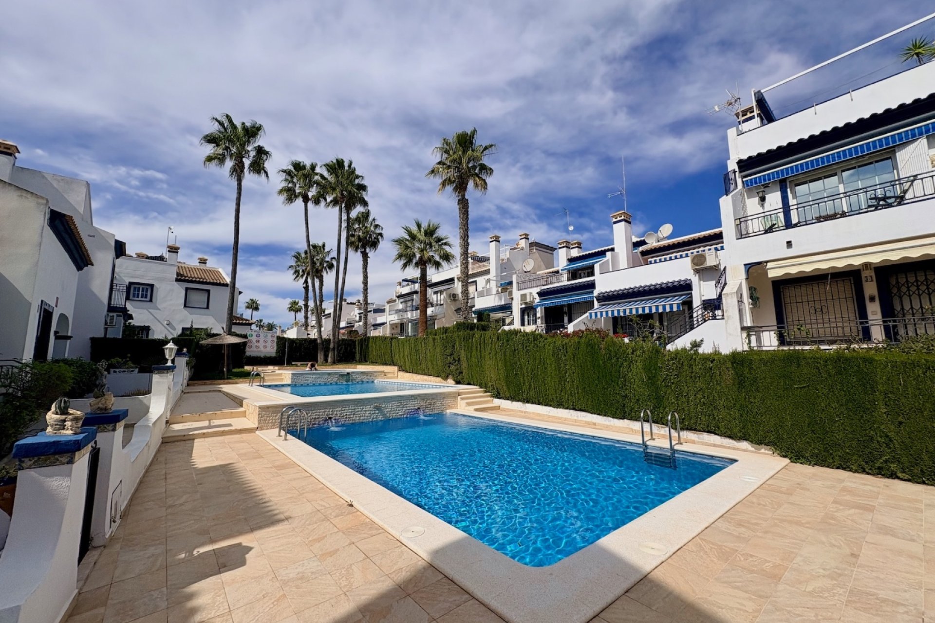 Revente - Villa - Orihuela - Villamartin