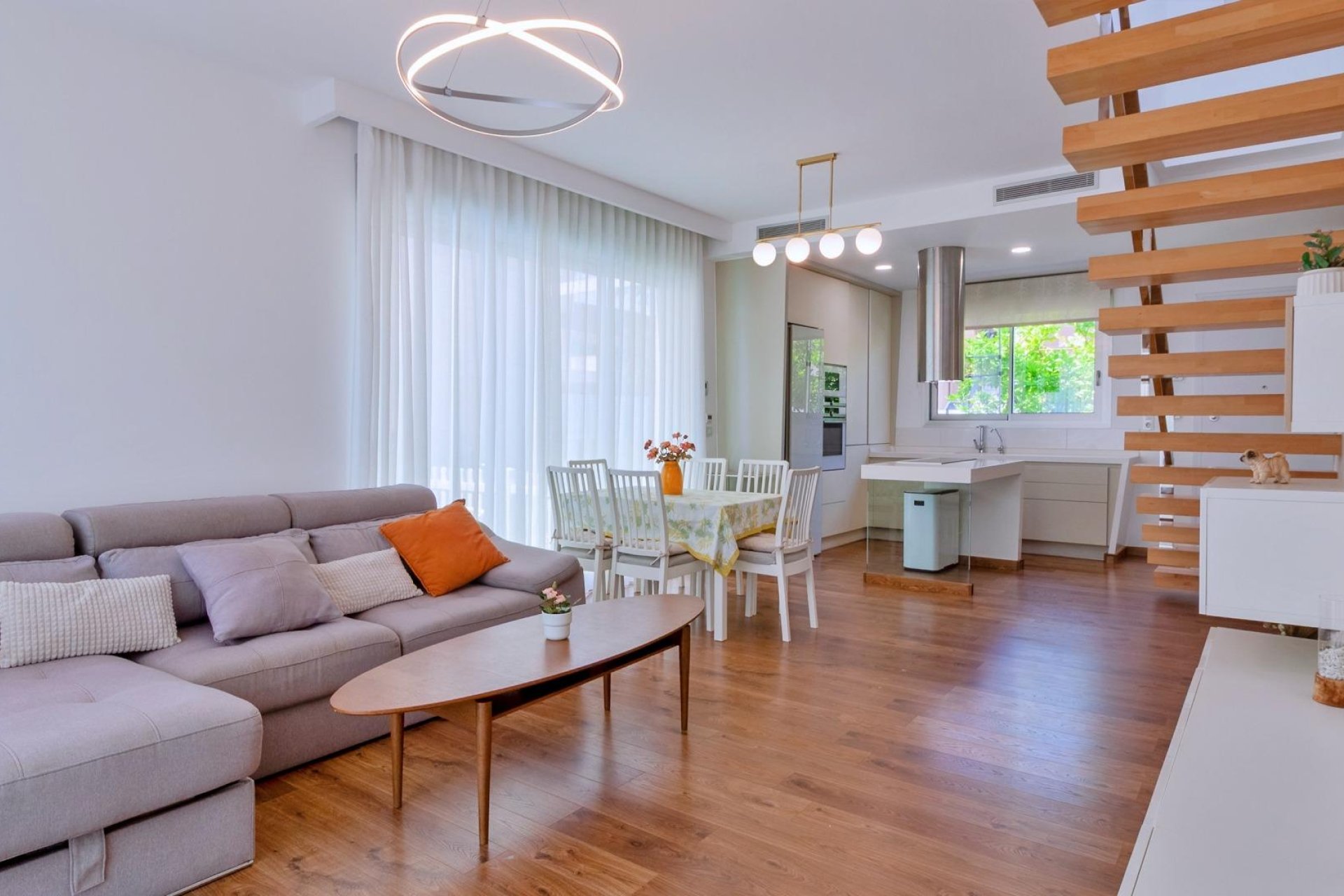 Revente - Villa - Pilar de la Horadada - Pueblo Latino