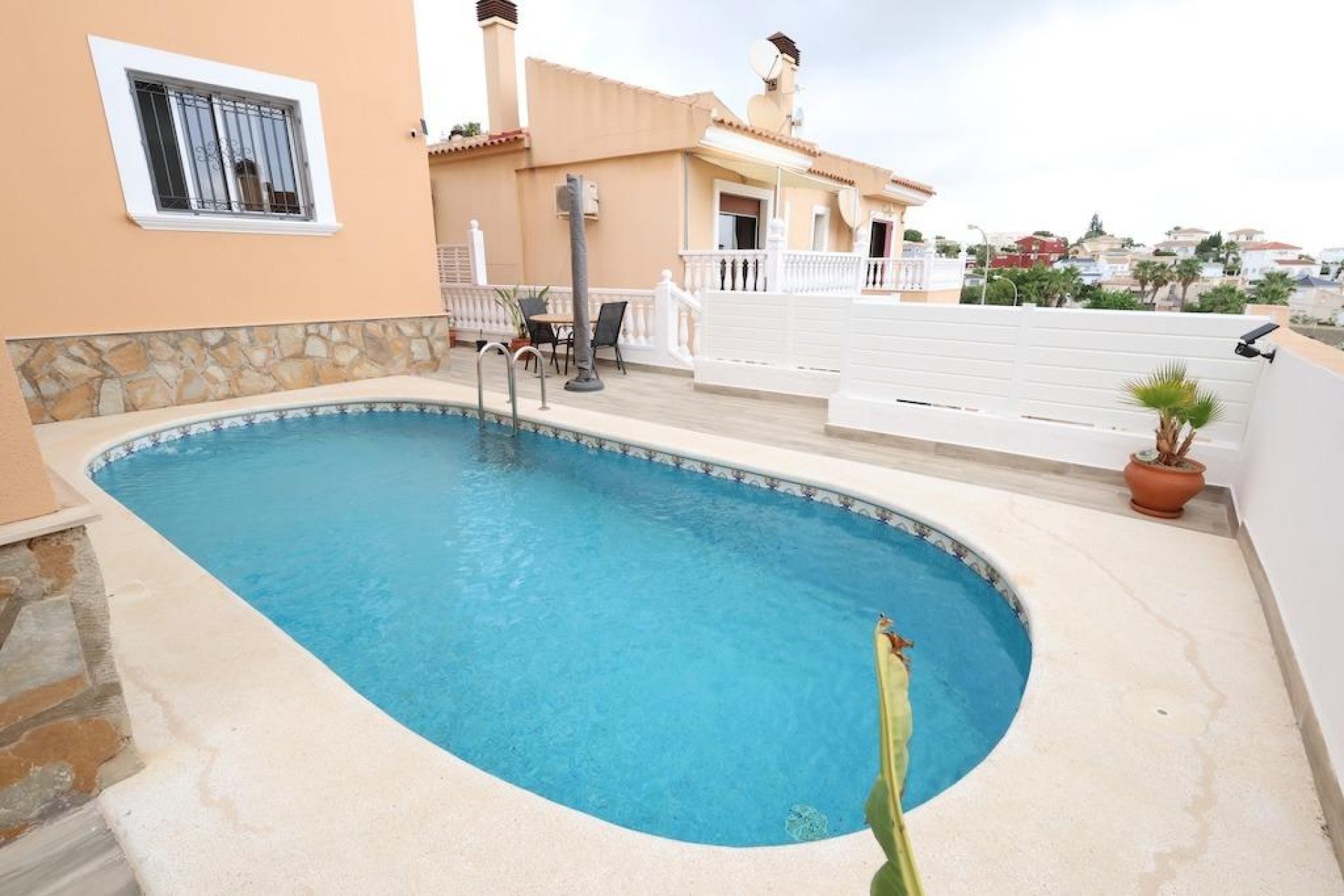 Revente - Villa - San Miguel de Salinas - Las filipinas