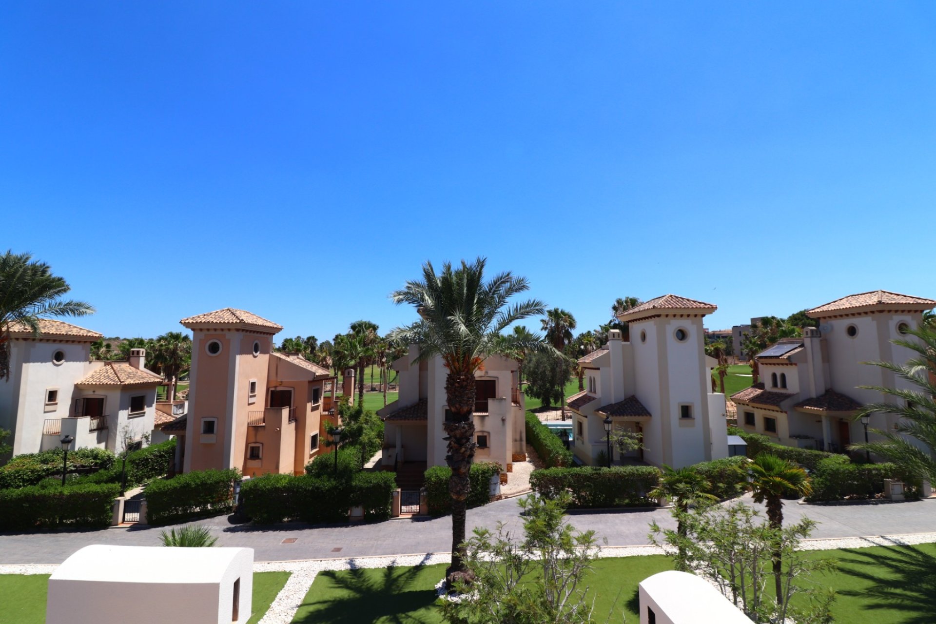 Revente - Villa / Semi detached - Algorfa - La Finca Golf Resort