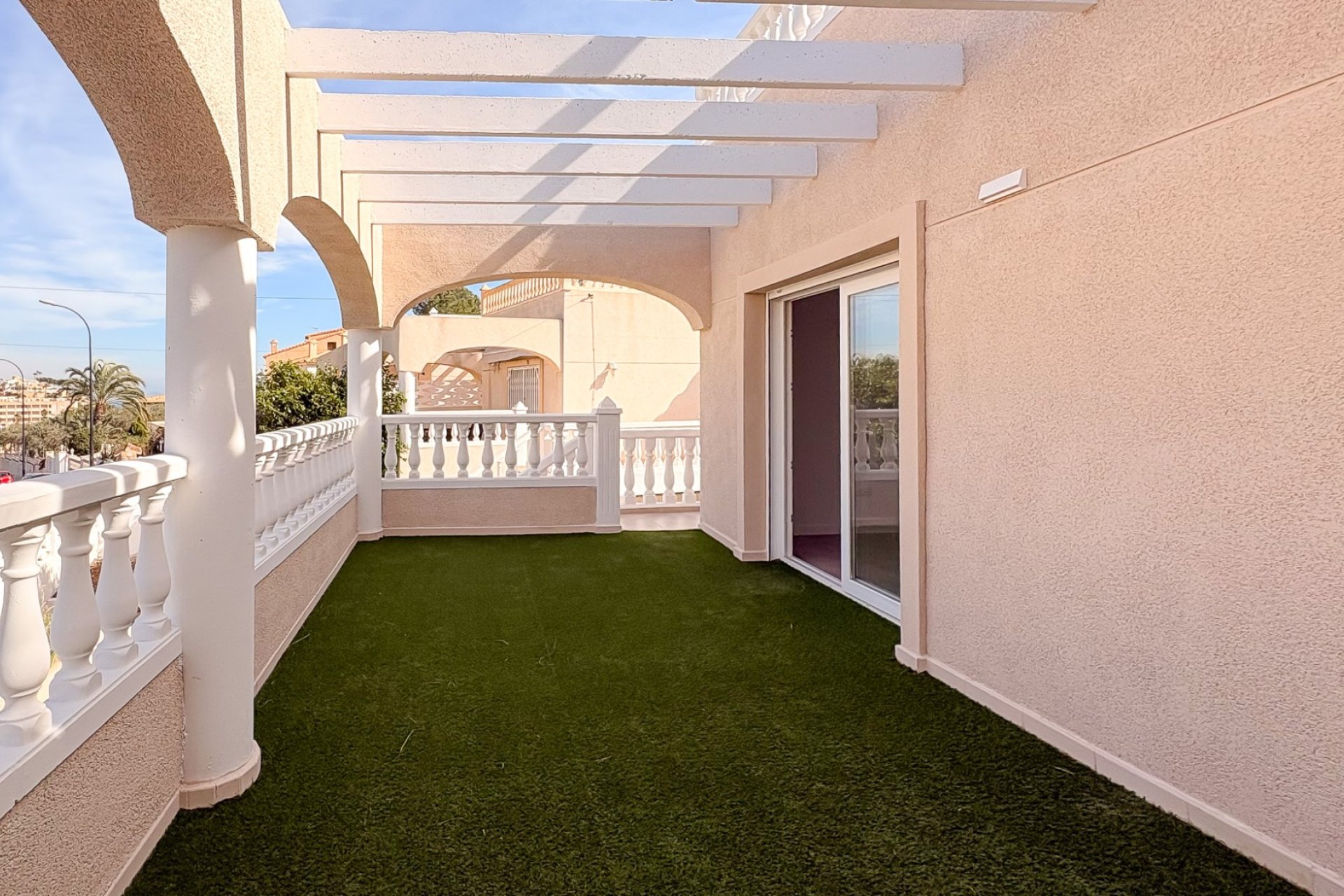 Revente - Villa / Semi detached - El Campello - Pueblo Acantilado - Venta Lanuza