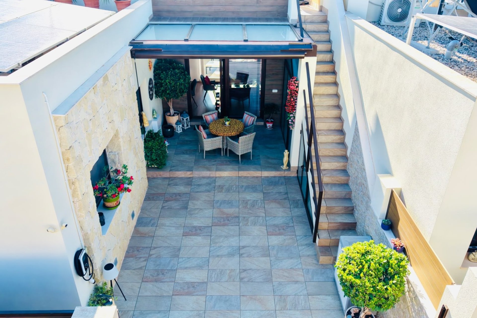 Revente - Villa / Semi detached - Los Montesinos