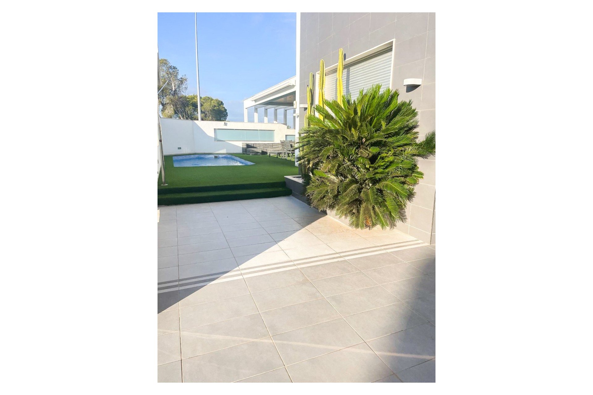 Revente - Villa / Semi detached - Orihuela Costa - Mil Palmeras