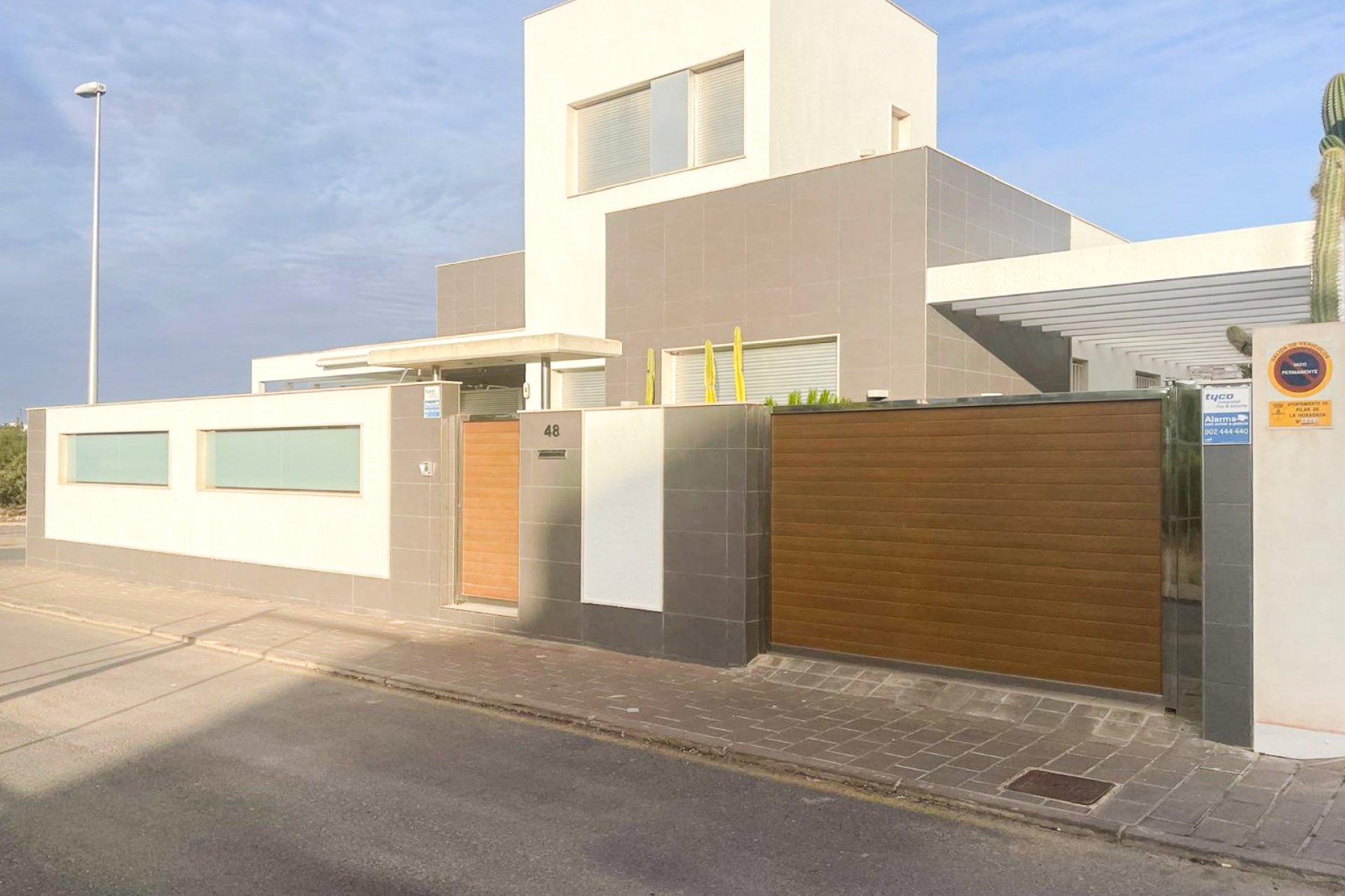Revente - Villa / Semi detached - Orihuela Costa - Mil Palmeras