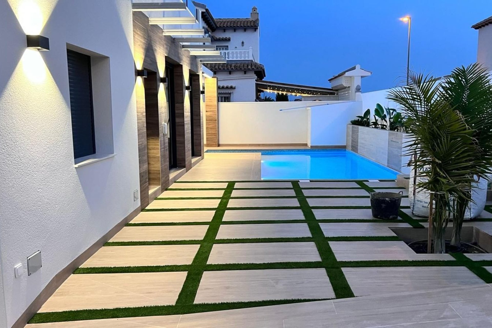 Revente - Villa / Semi detached - Orihuela Costa - Villamartín-Las Filipinas