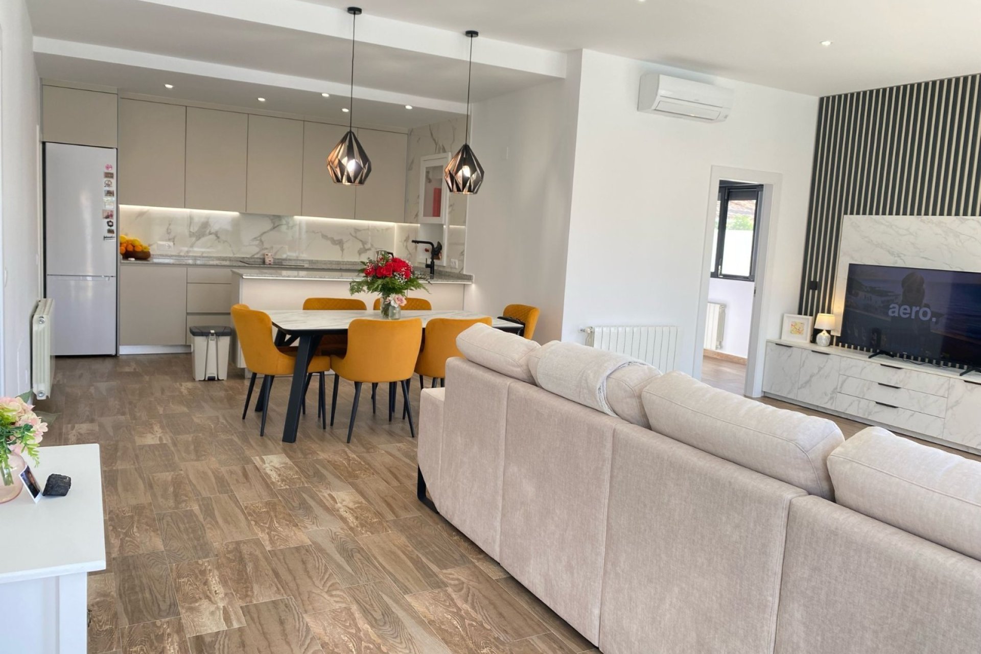 Revente - Villa / Semi detached - Orihuela Costa - Villamartín-Las Filipinas