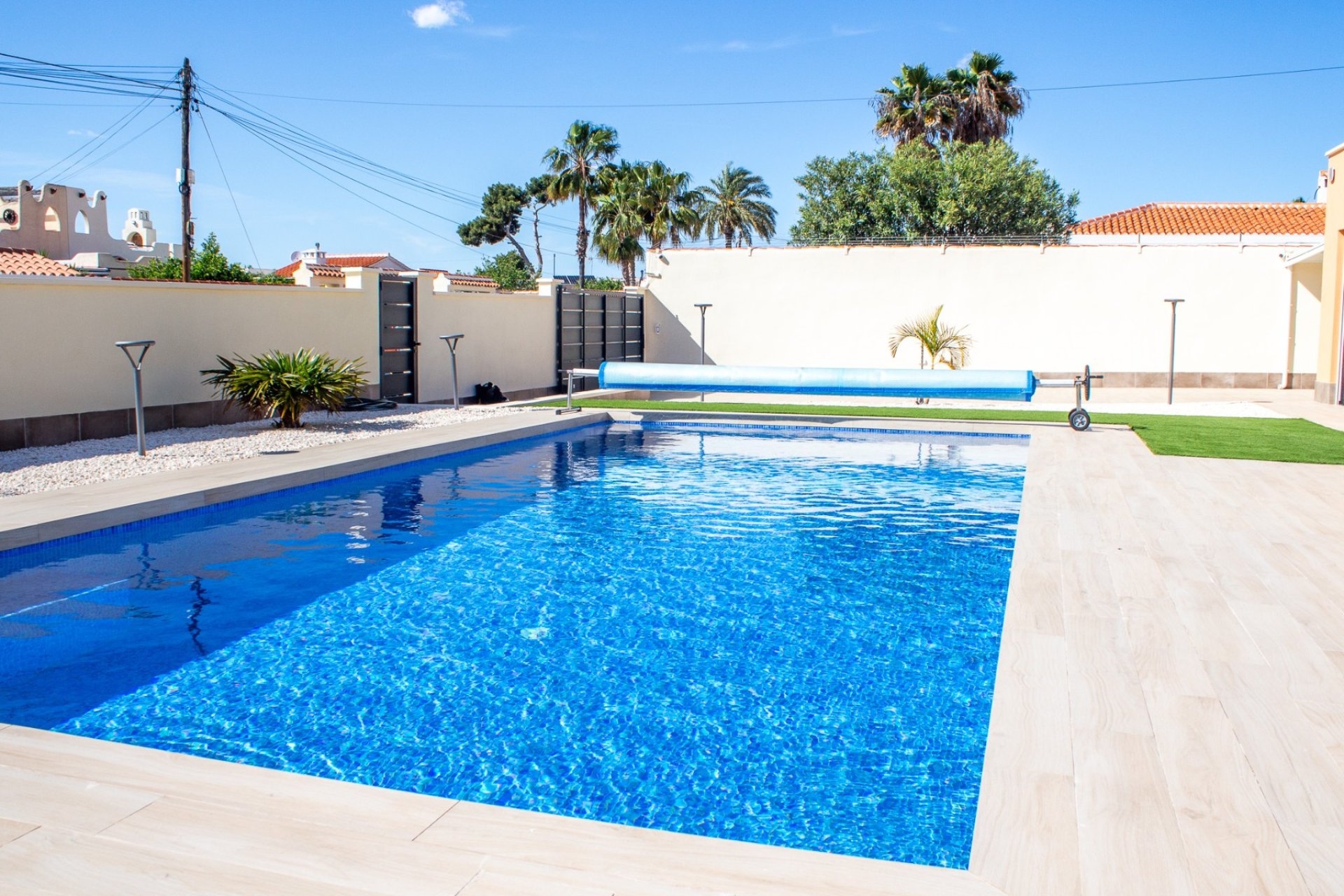 Revente - Villa / Semi detached - Torrevieja - La Siesta - El Salado - Torreta