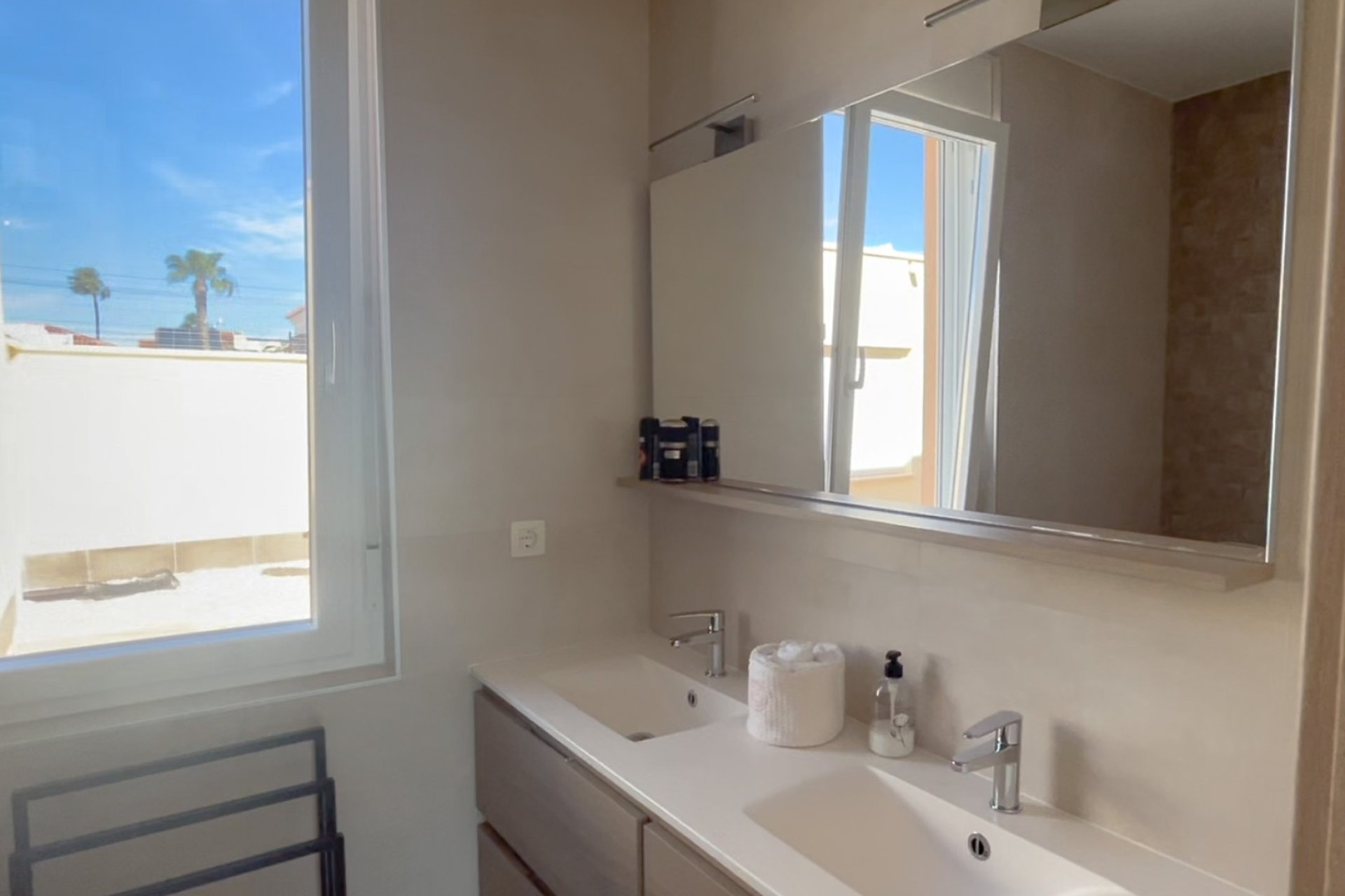 Revente - Villa / Semi detached - Torrevieja - La Siesta - El Salado - Torreta