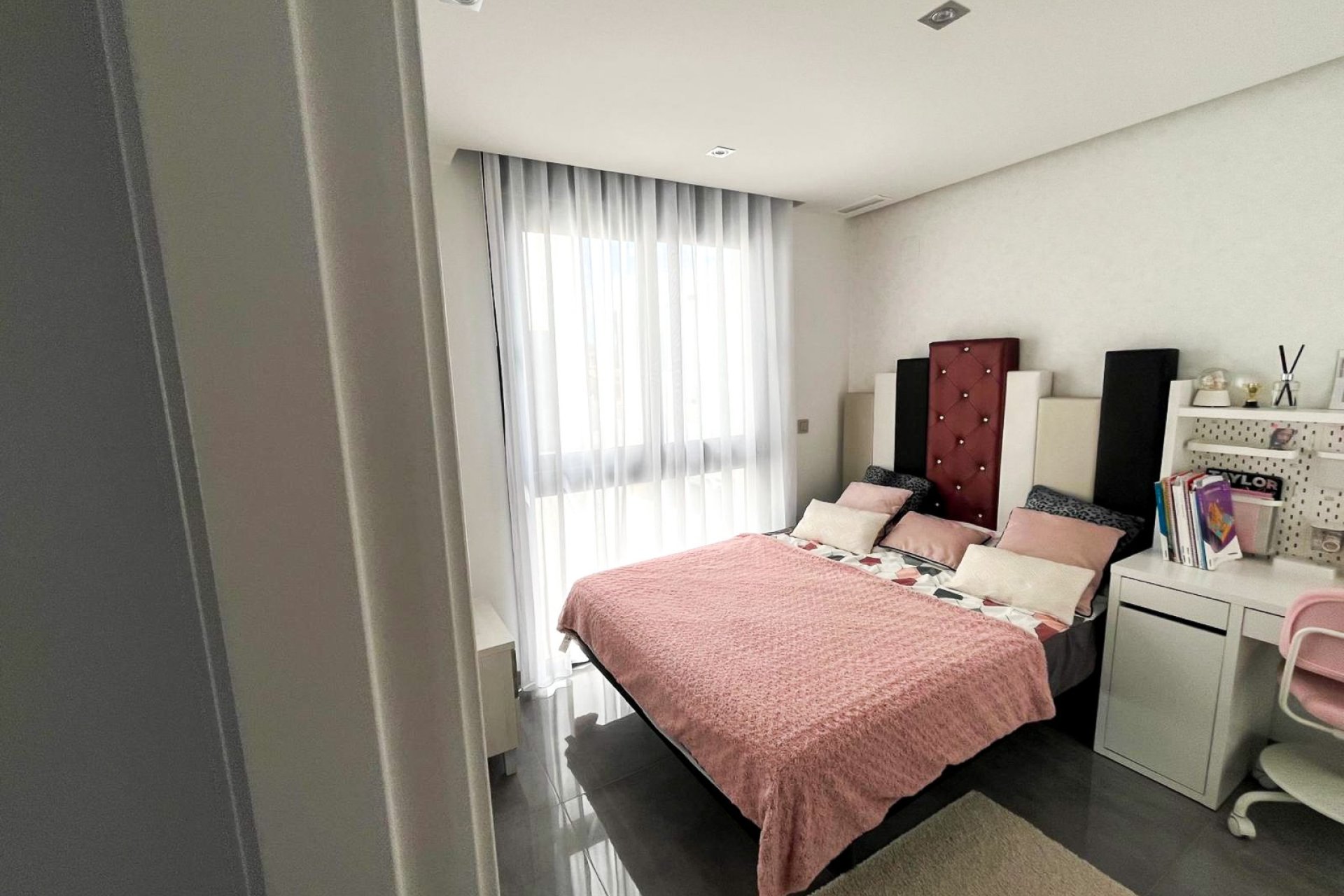 Revente - Villa / Semi detached - Torrevieja - Los Altos