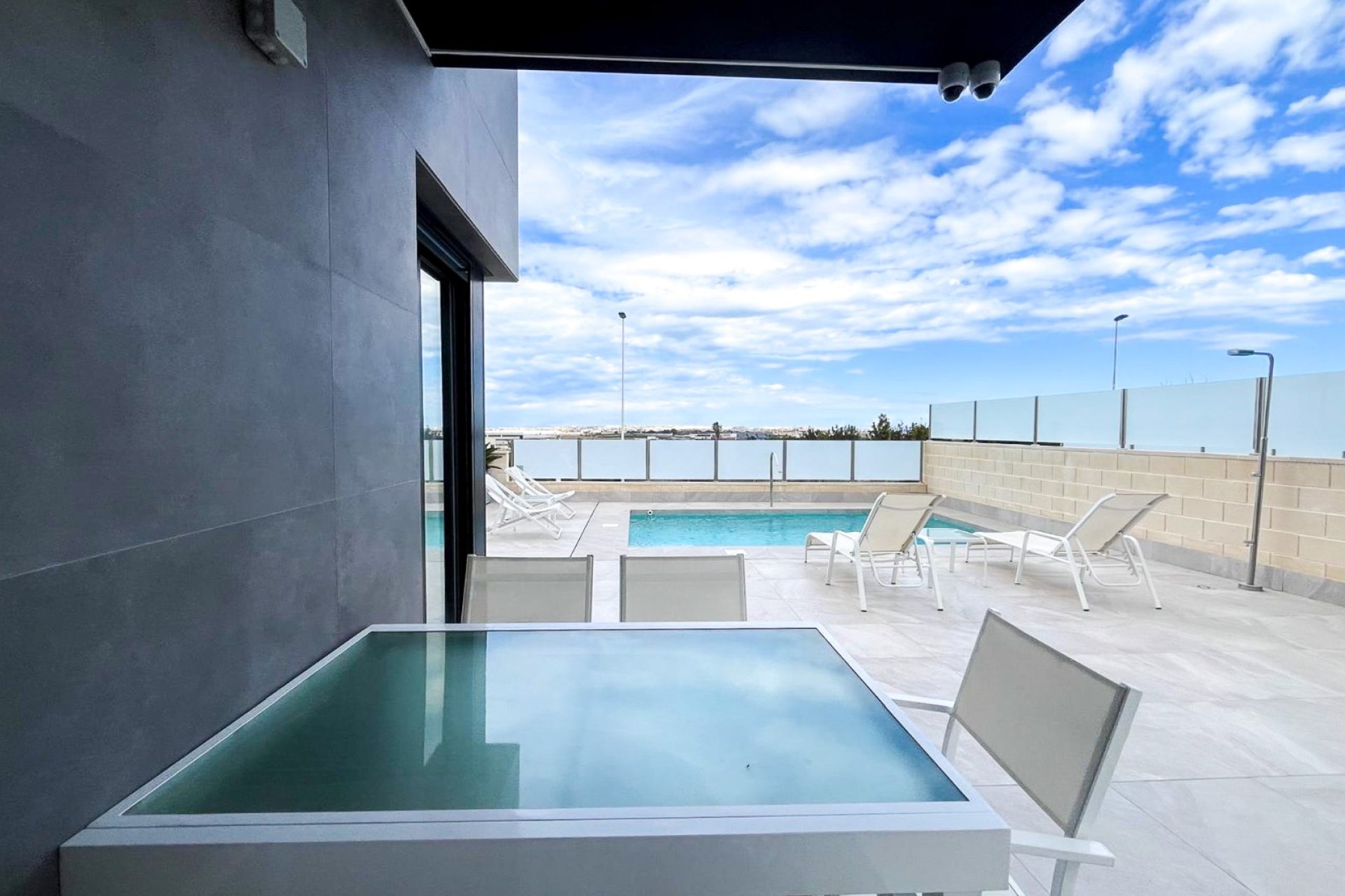 Revente - Villa / Semi detached - Torrevieja - Los Altos