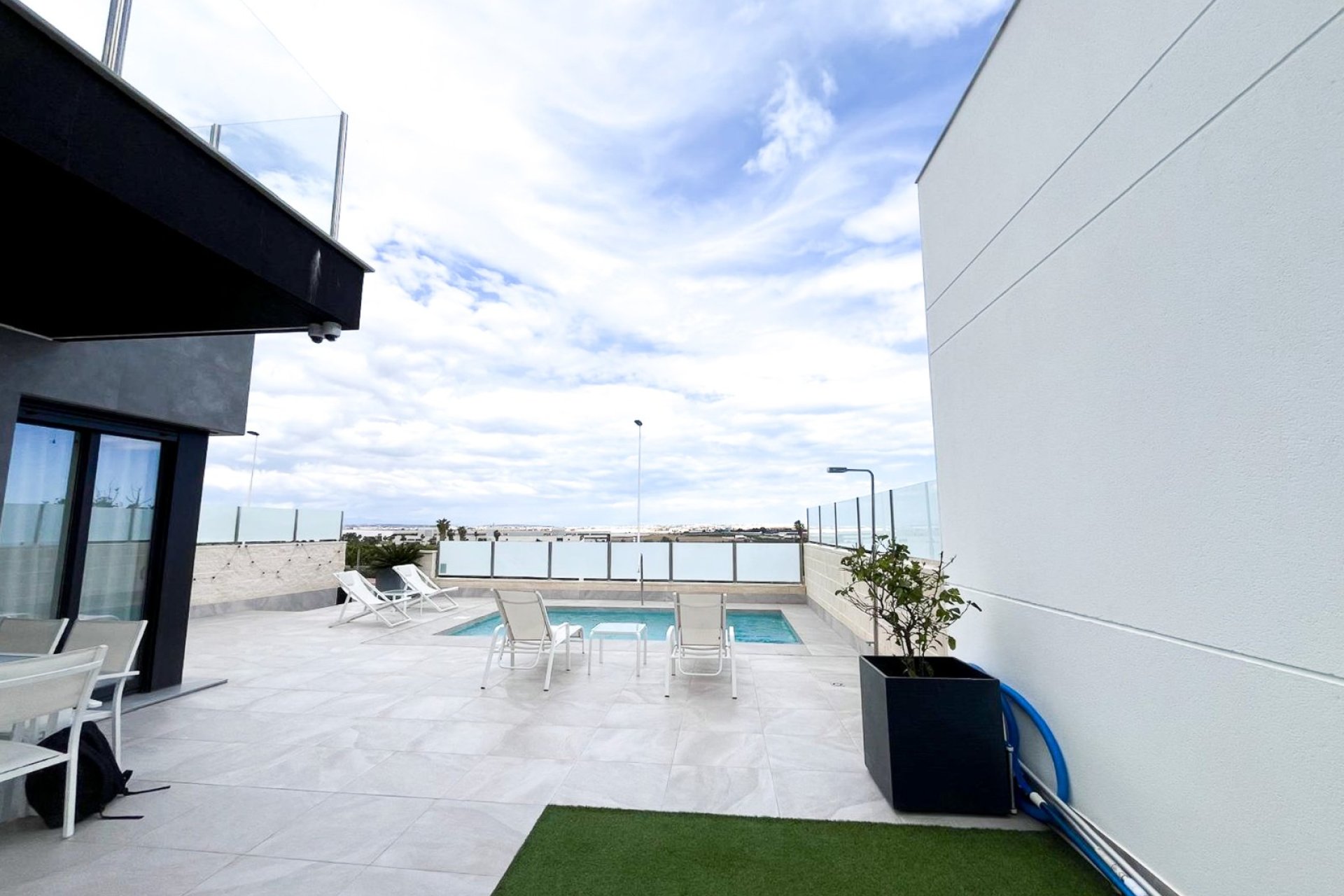 Revente - Villa / Semi detached - Torrevieja - Los Altos