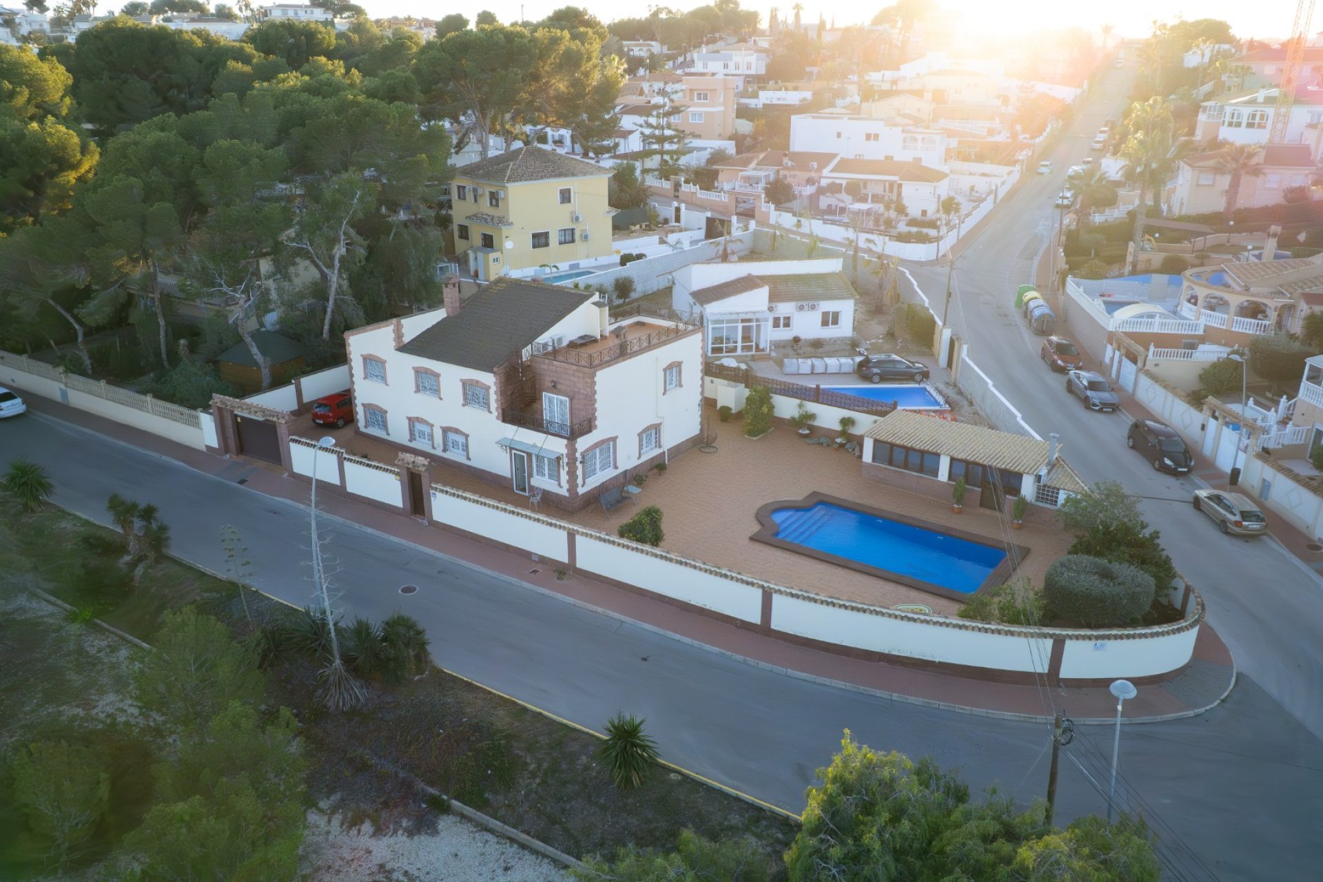 Revente - Villa / Semi detached - Torrevieja - Los Balcones