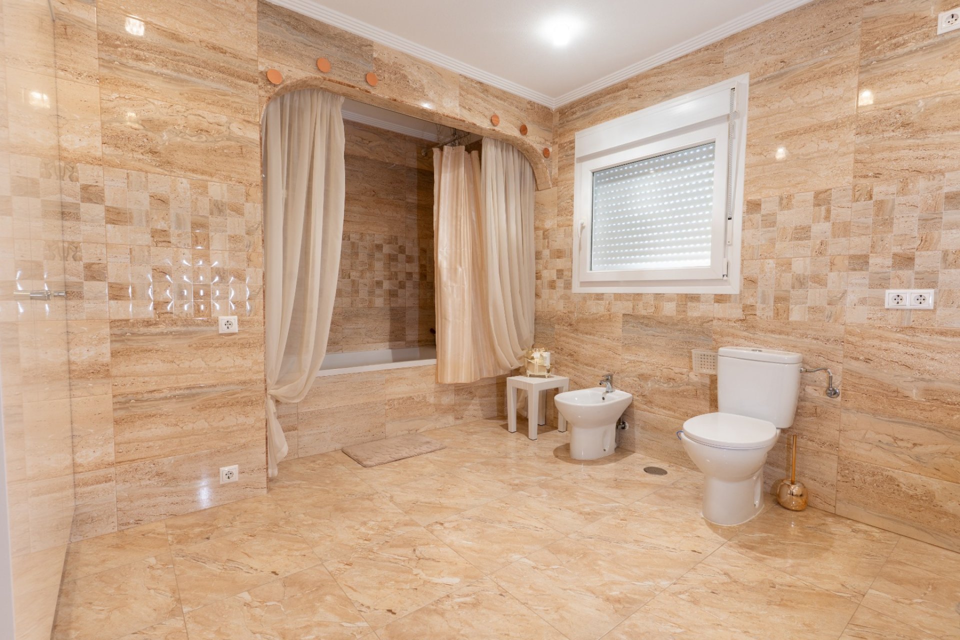 Revente - Villa / Semi detached - Torrevieja - Los Balcones