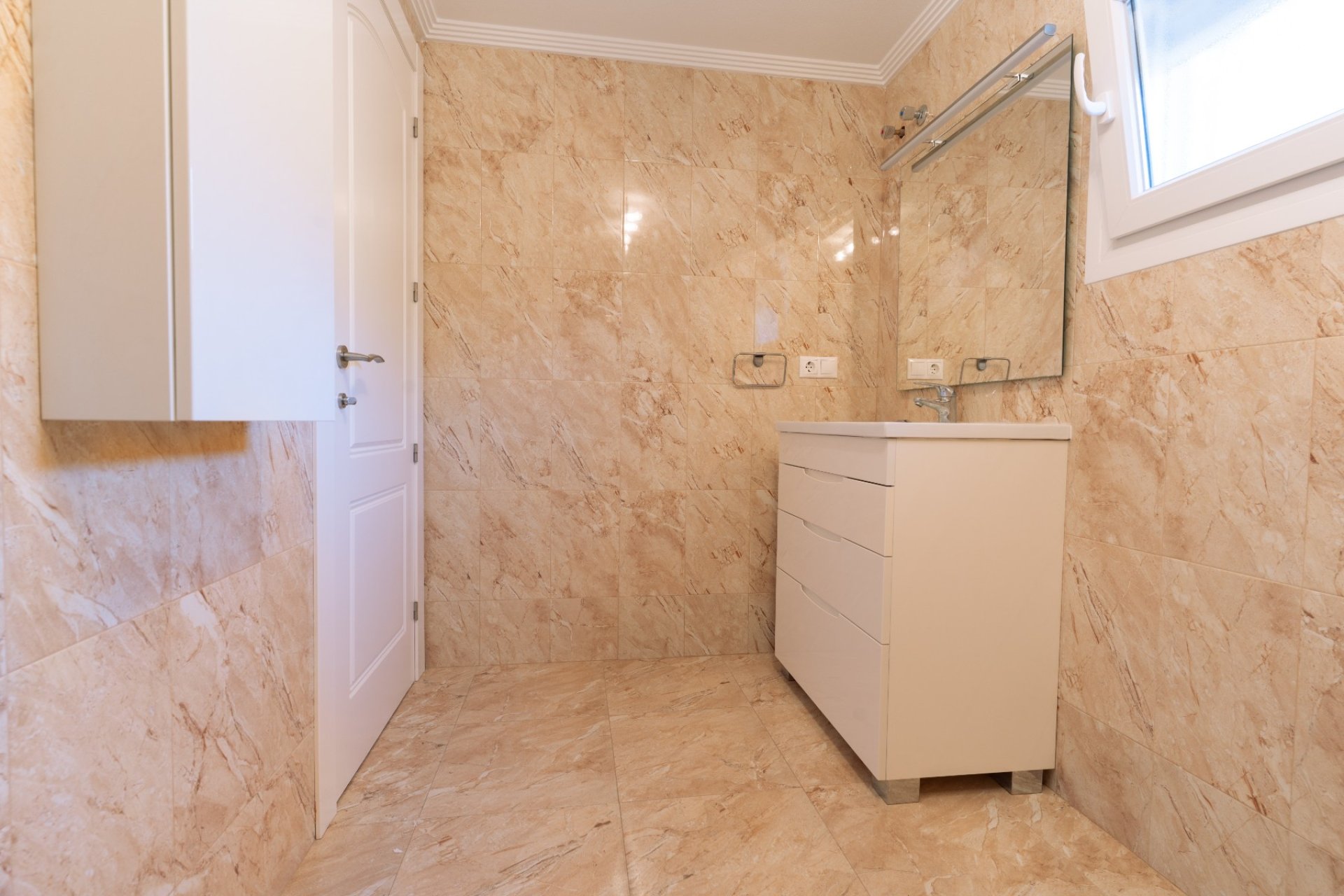 Revente - Villa / Semi detached - Torrevieja - Los Balcones