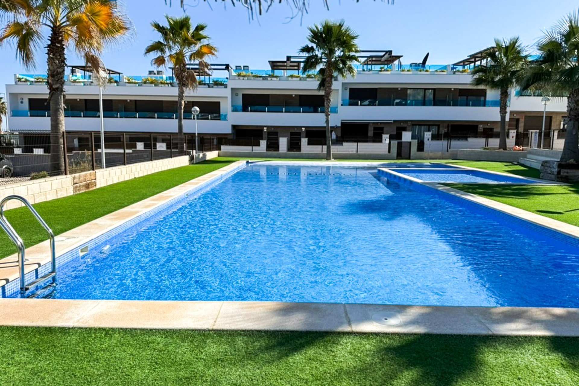 Revente - Villa / Semi detached - Torrevieja - Los Balcones