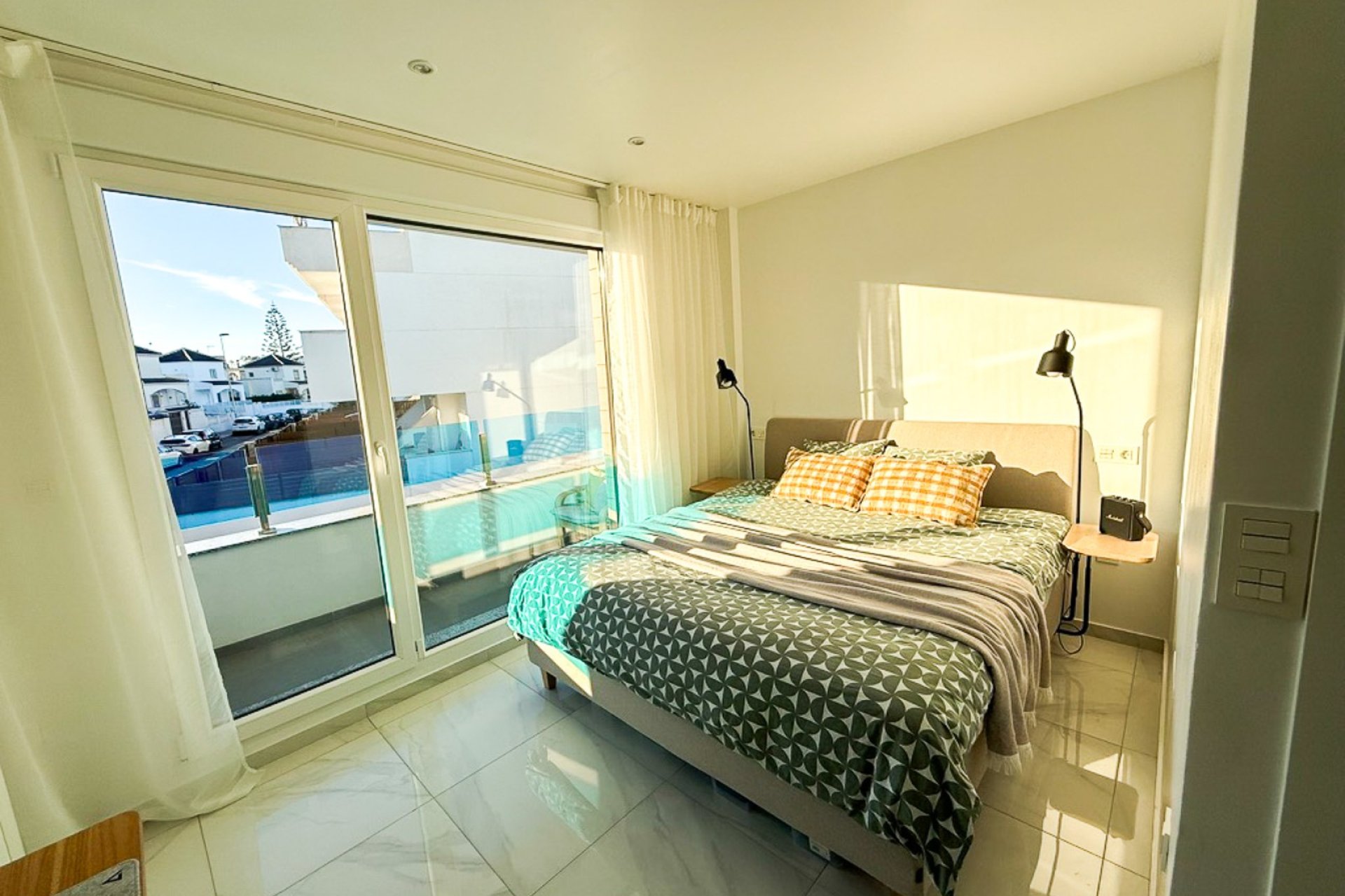 Revente - Villa / Semi detached - Torrevieja - Los Balcones
