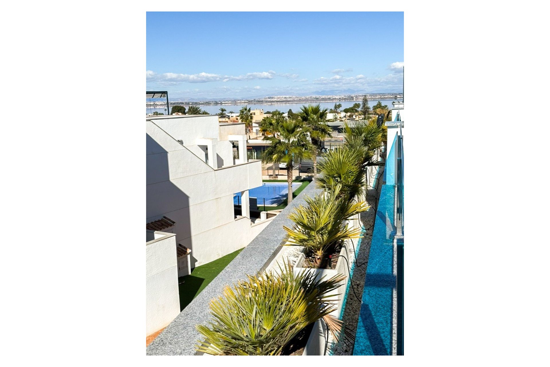Revente - Villa / Semi detached - Torrevieja - Los Balcones