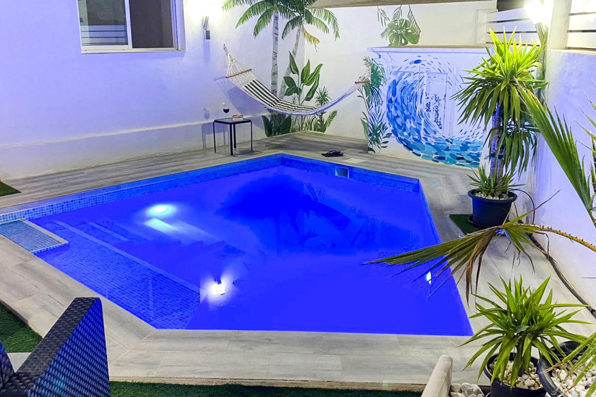 Revente - Villa / Semi detached - Torrevieja - Playa de los Locos