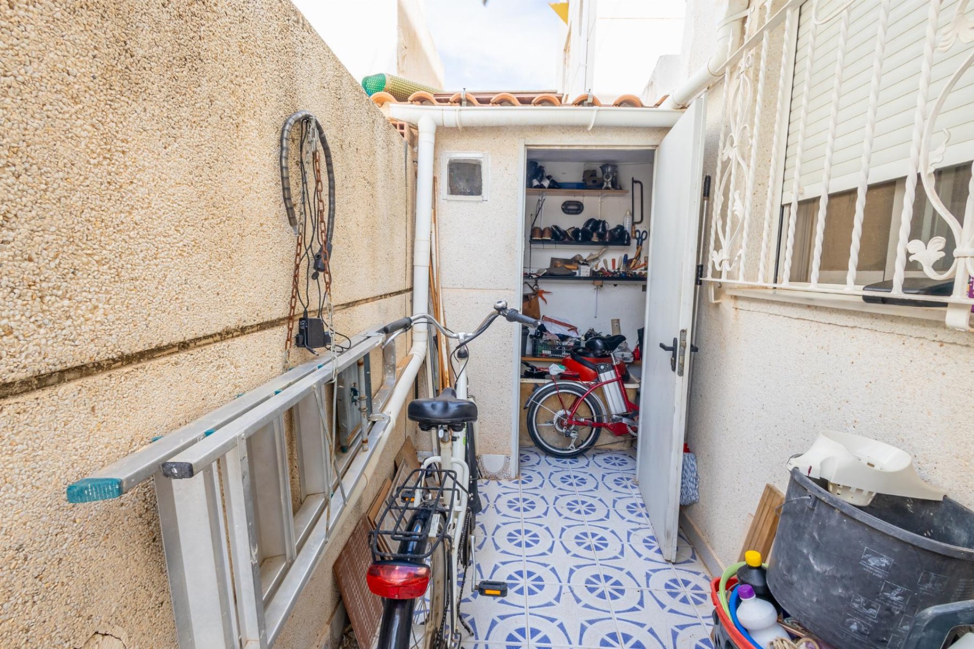 Revente - Villa / Semi detached - Torrevieja - torreta III