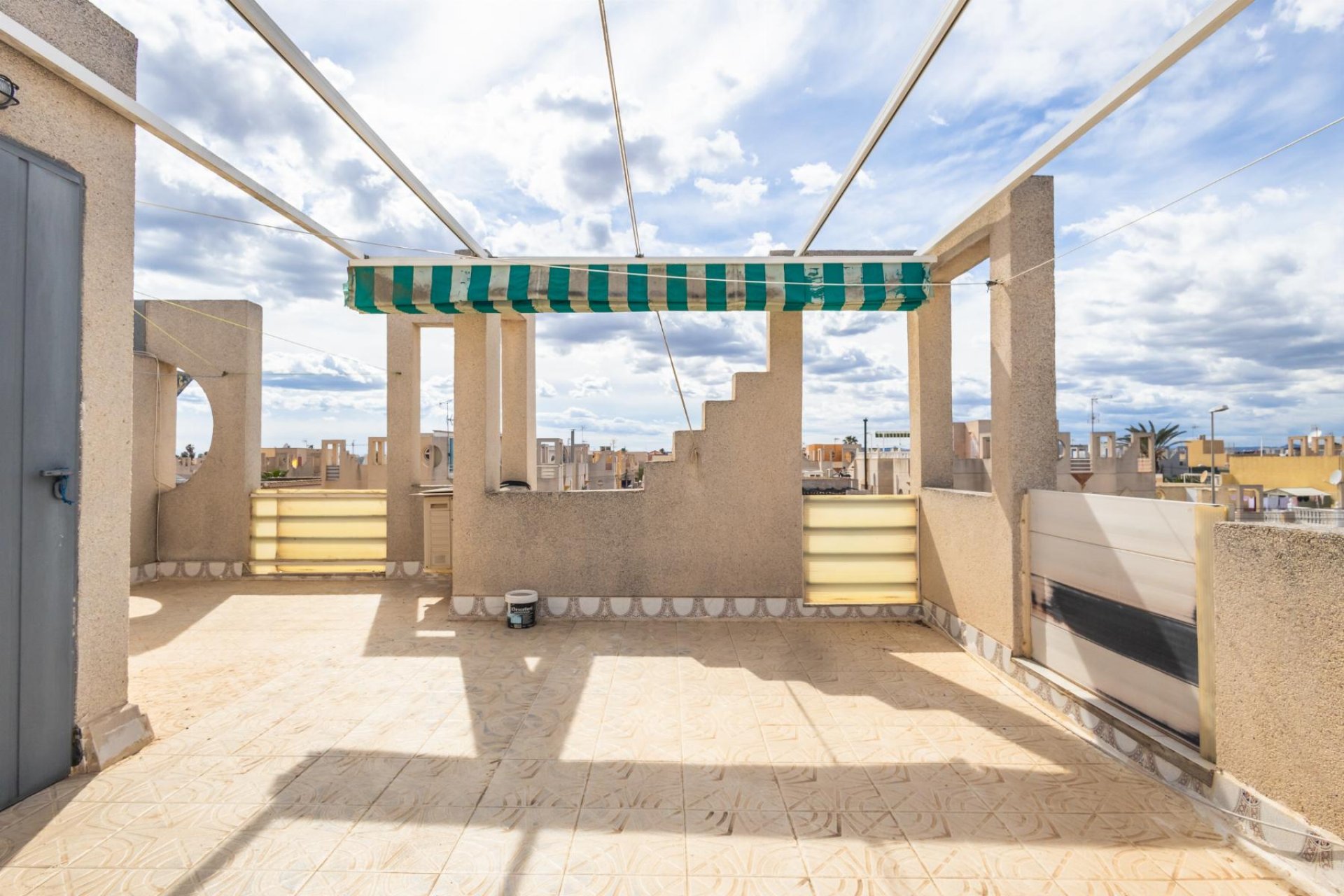 Revente - Villa / Semi detached - Torrevieja - torreta III